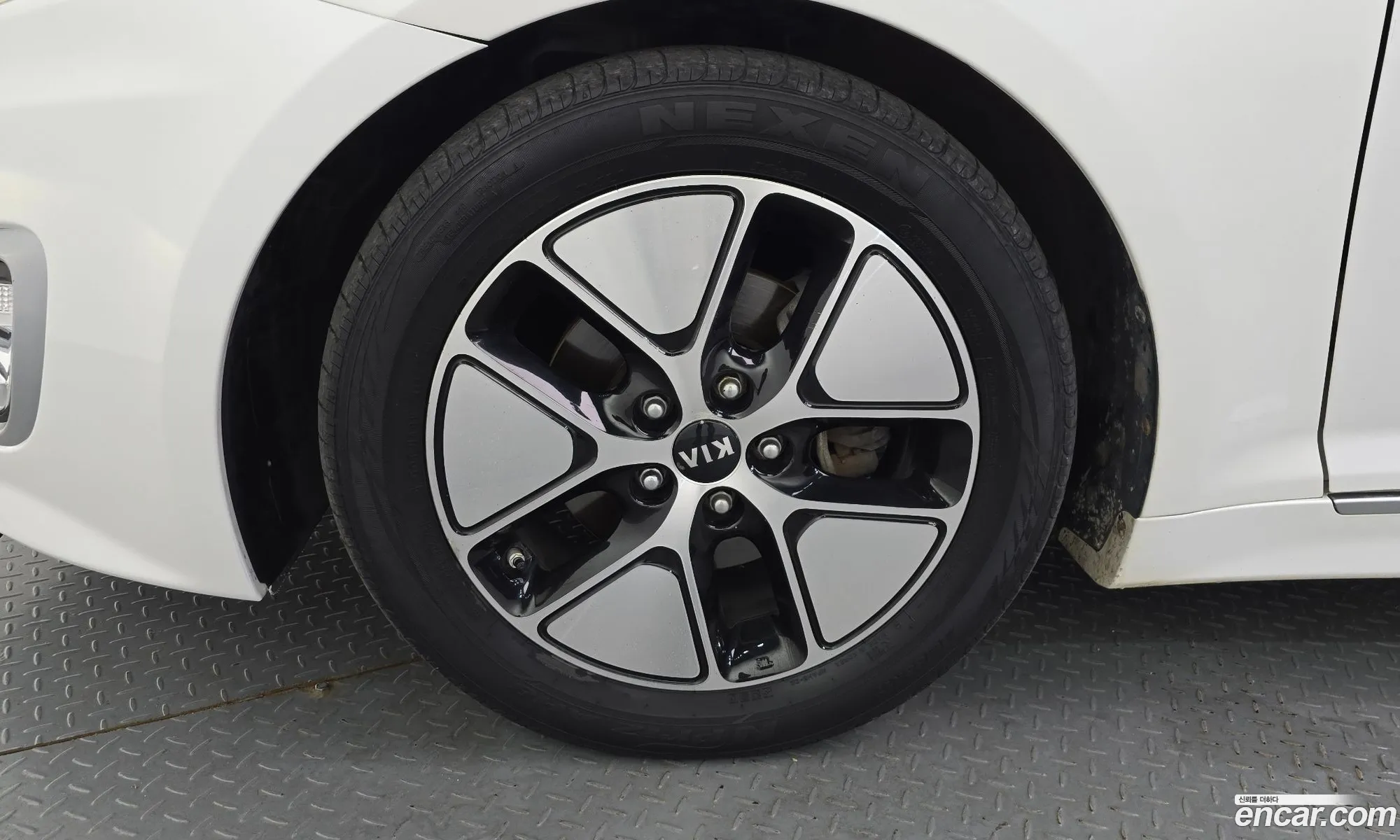 Kia K5 Hybrid 2013 — 11
