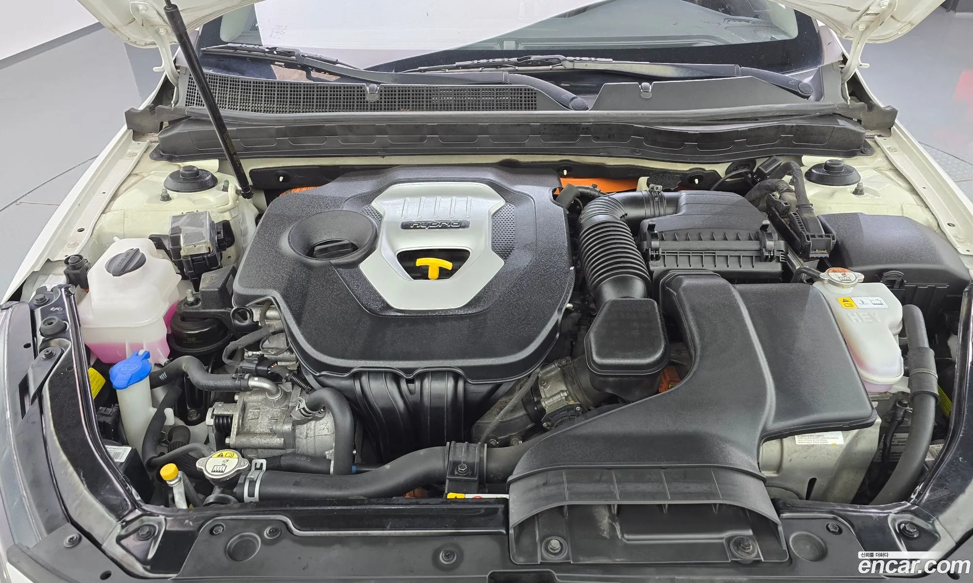 Kia K5 Hybrid 2013 — 10
