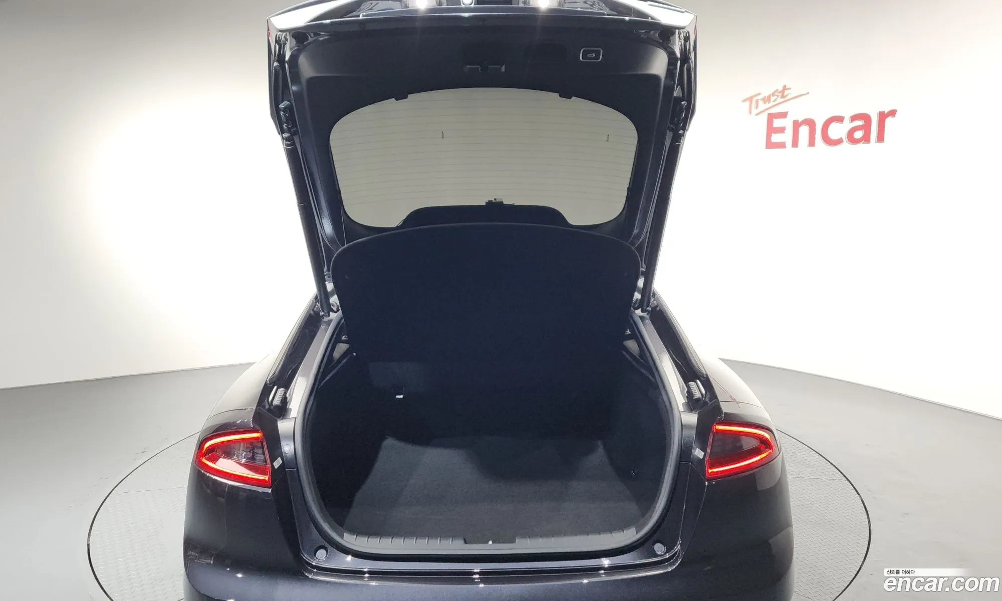Kia Stinger 2020 — 13
