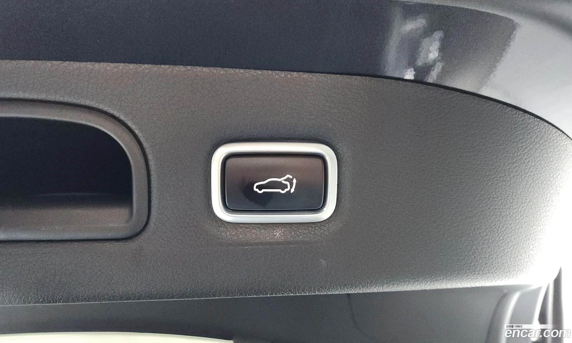 Kia Stinger 2020 — 32