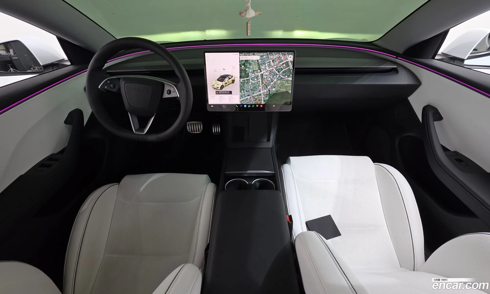 Tesla Model 3 2026 — 28