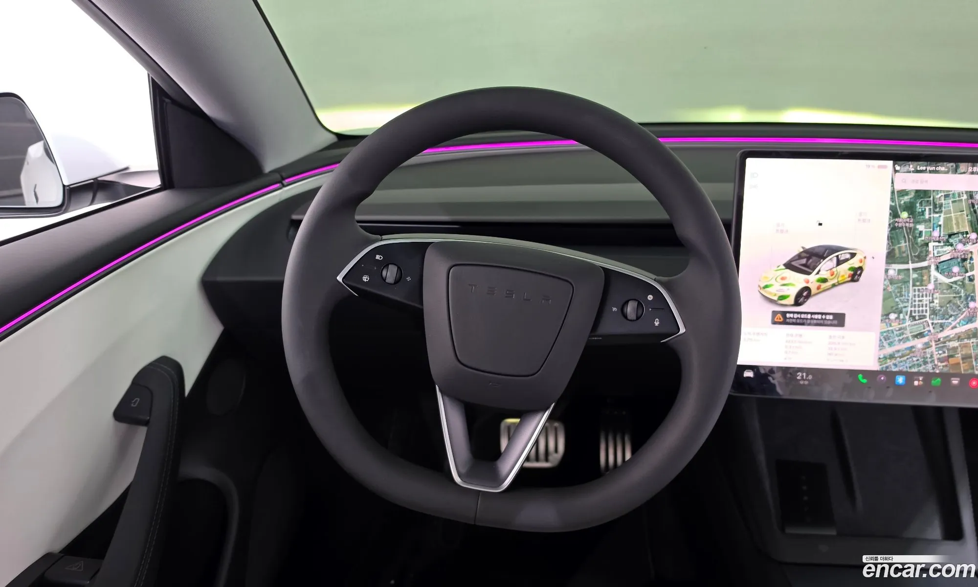 Tesla Model 3 2026 — 6