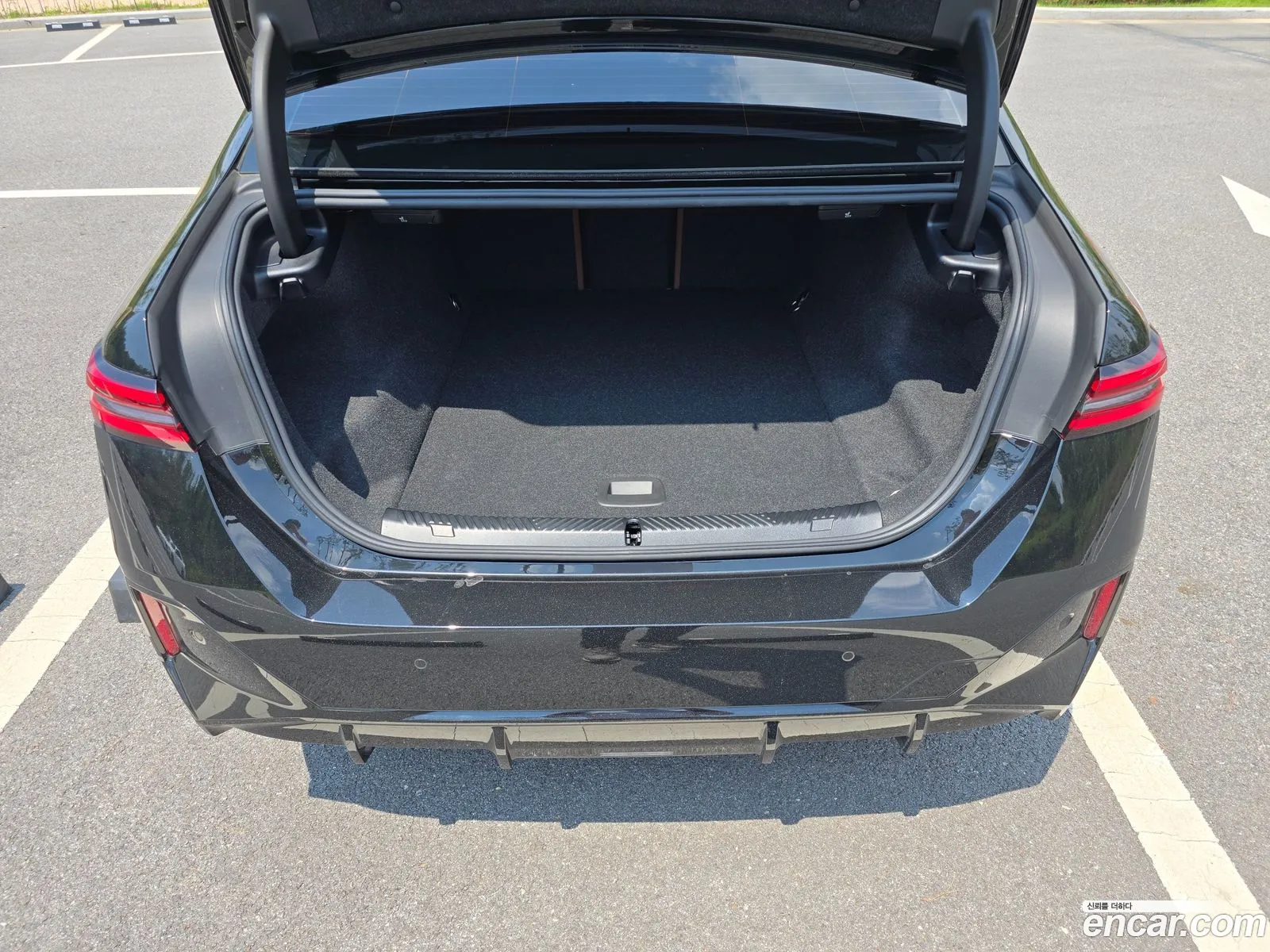 BMW i5 2024 — 16