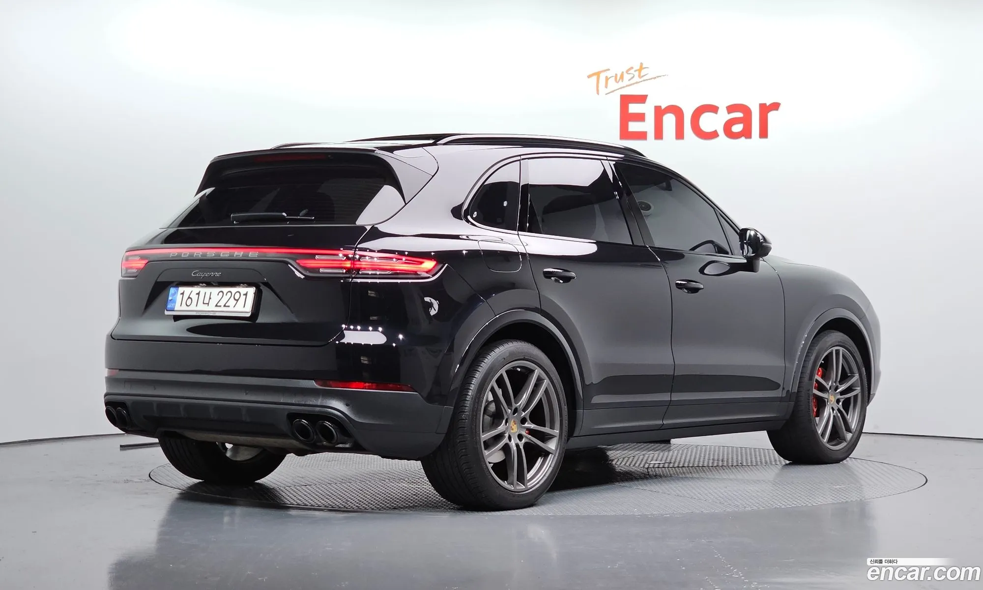 Porsche Cayenne 2022 — 2