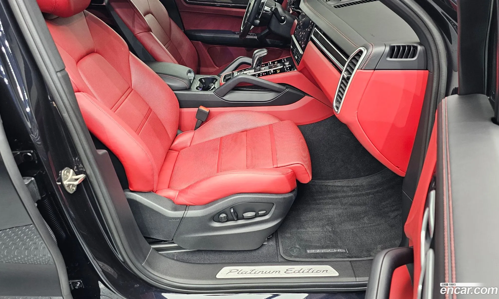 Porsche Cayenne 2022 — 19