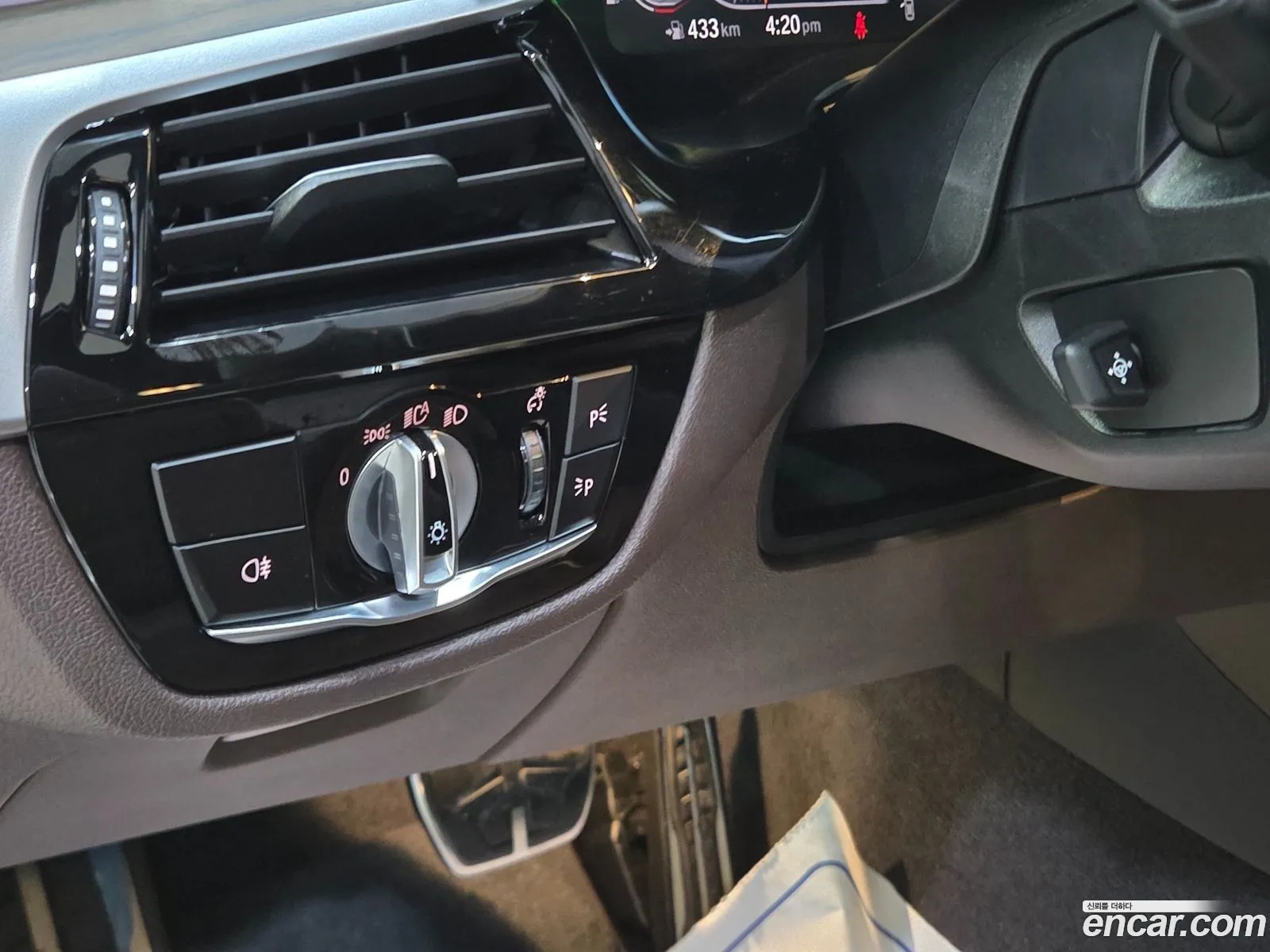 BMW 6 Series GT 2019 — 19