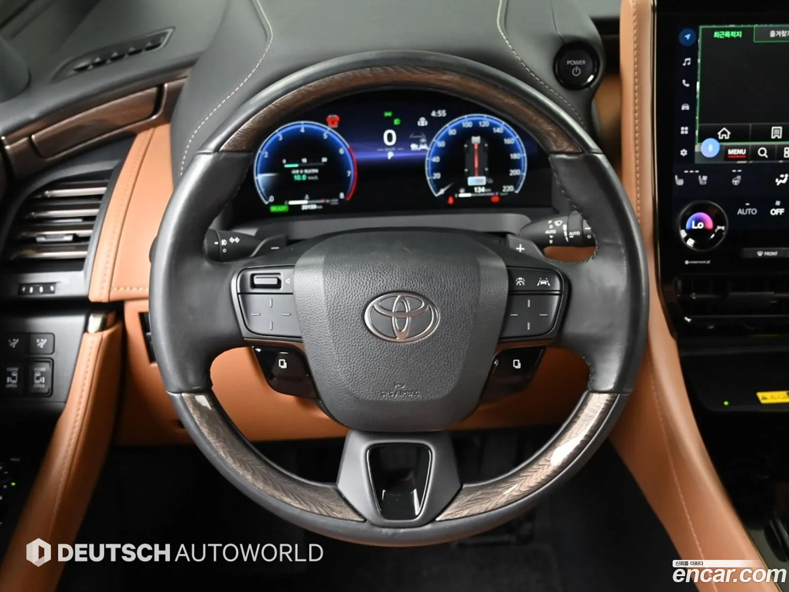 Toyota Alphard 2024 — 8