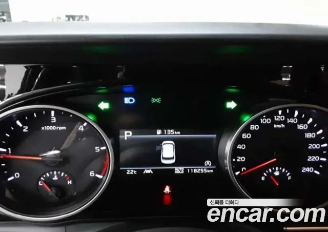 Kia Carnival 2022 — 4