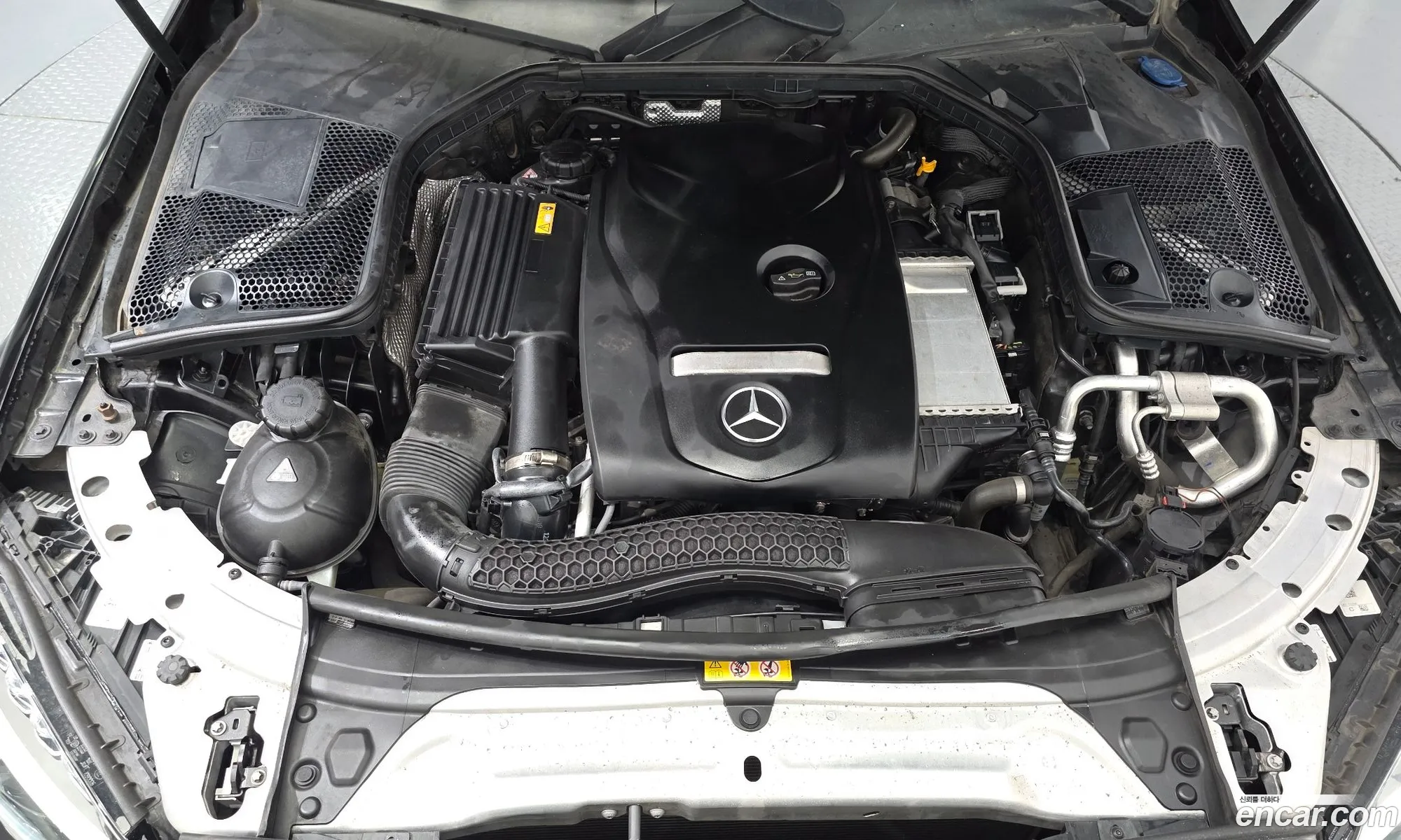 Mercedes-Benz C-Class W205 2017 — 15