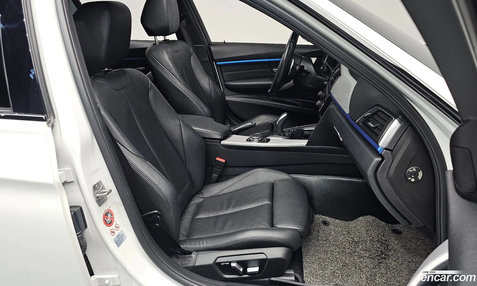 BMW 3 Series 2017 WBA8B9101HK704608 — 28