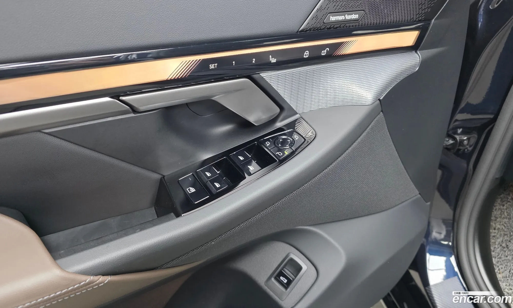 BMW 5 Series 2025 — 11