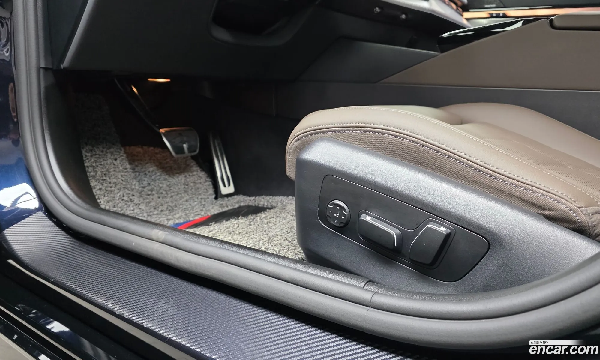BMW 5 Series 2025 — 24