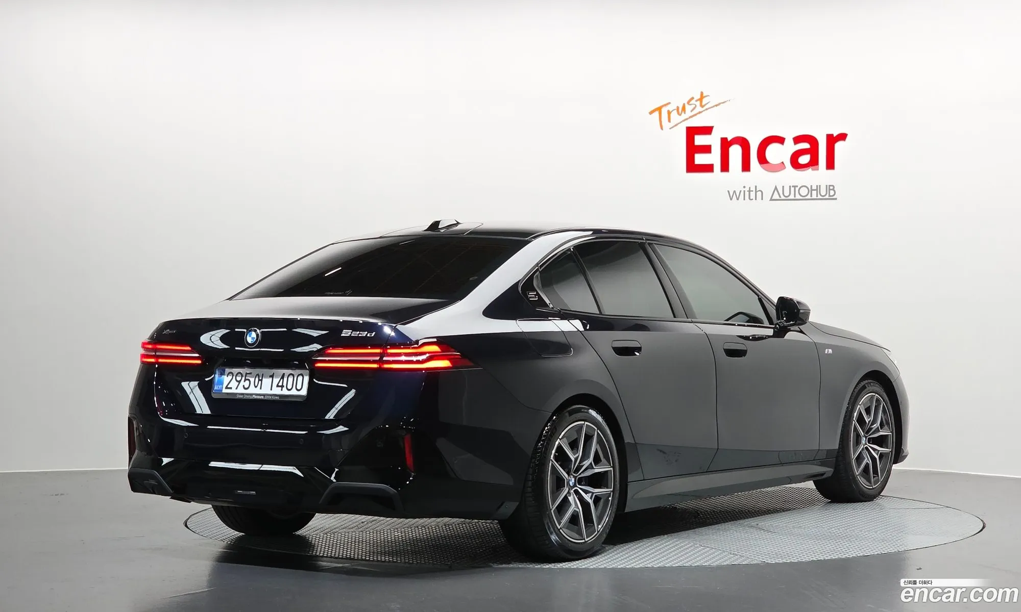BMW 5 Series 2025 — 30
