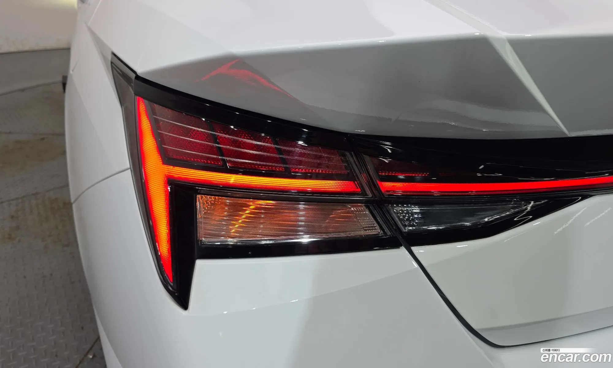 Hyundai Elantra 2025 — 27