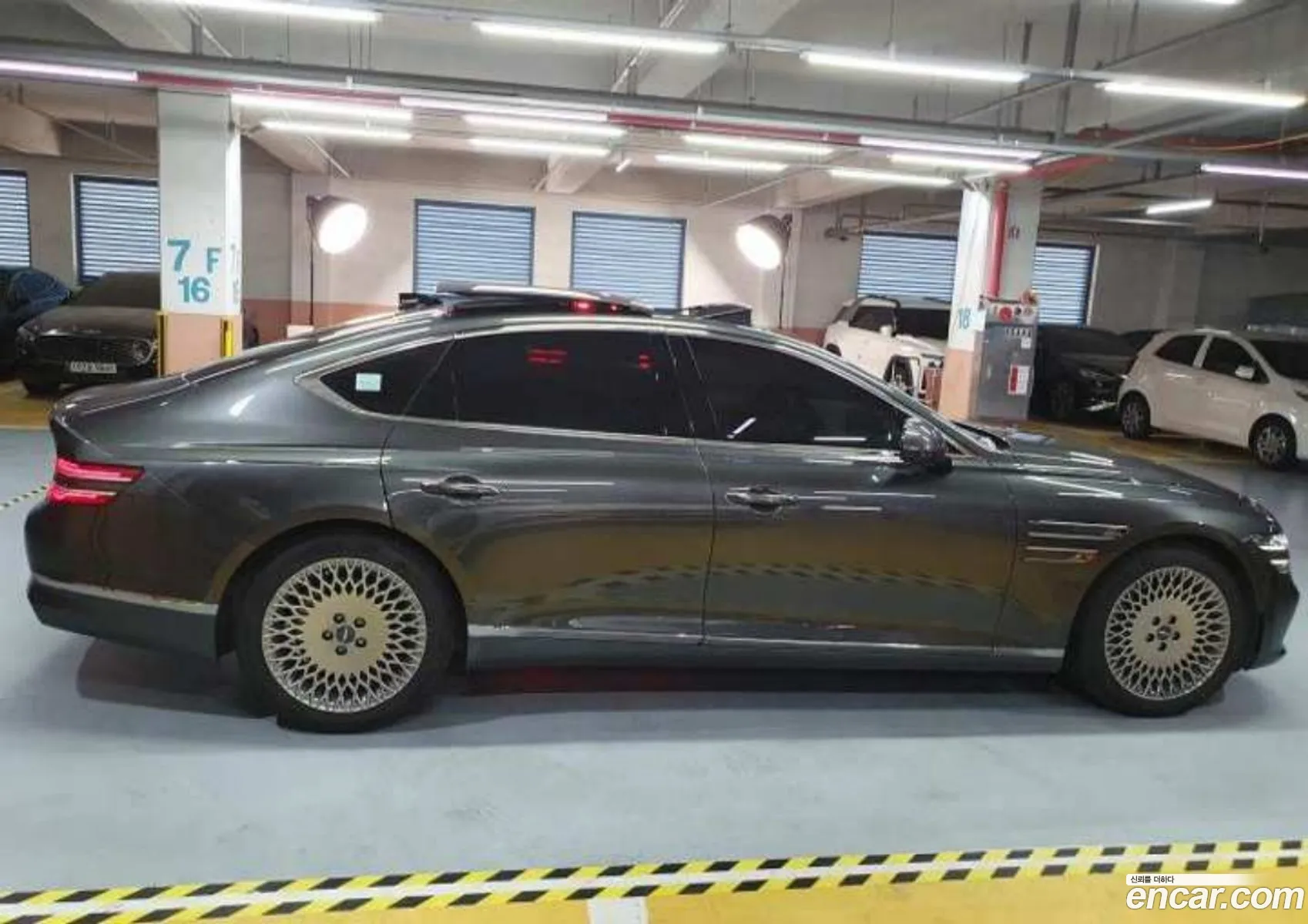 Genesis G80 2022 — 3