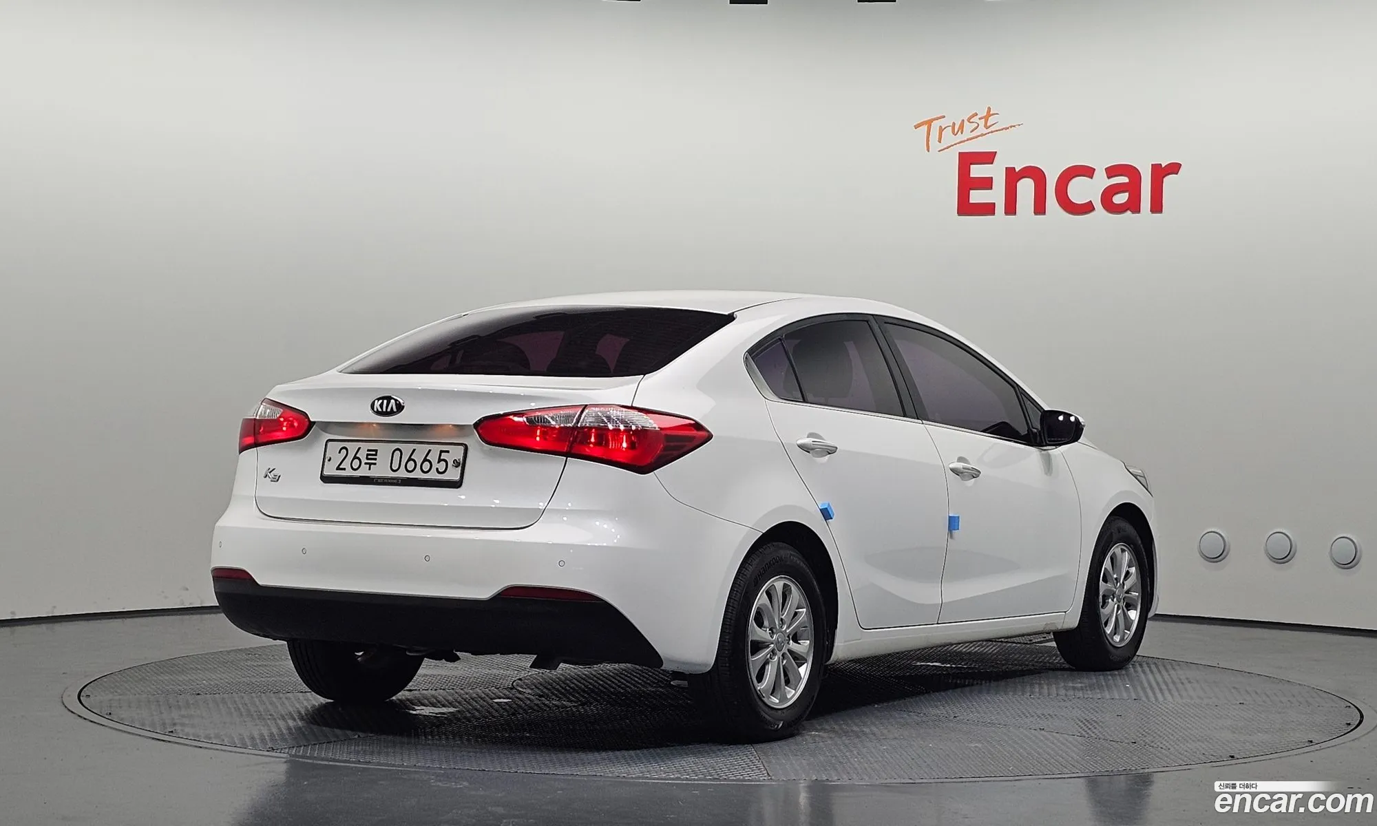 Kia K3 2015 — 27