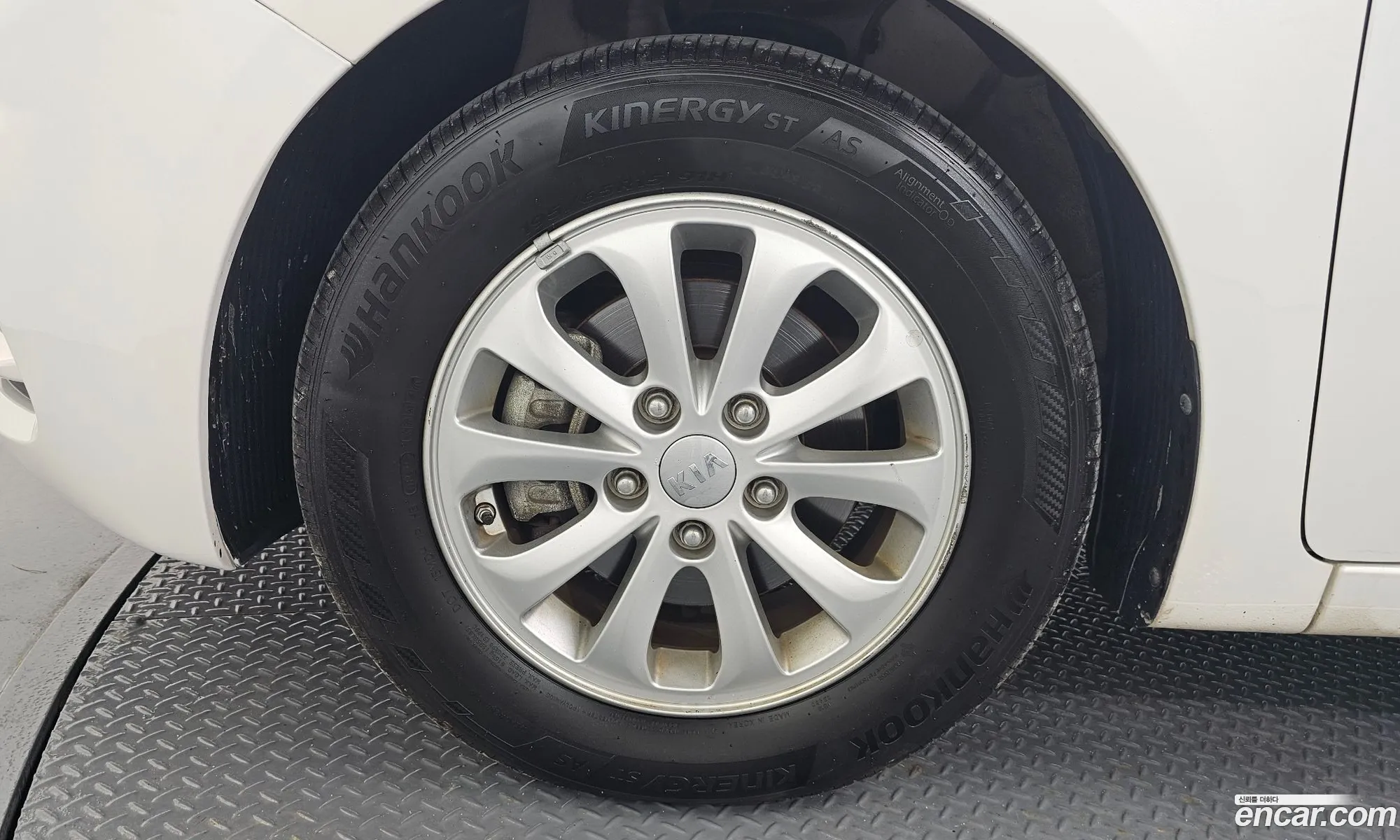 Kia K3 2015 — 18