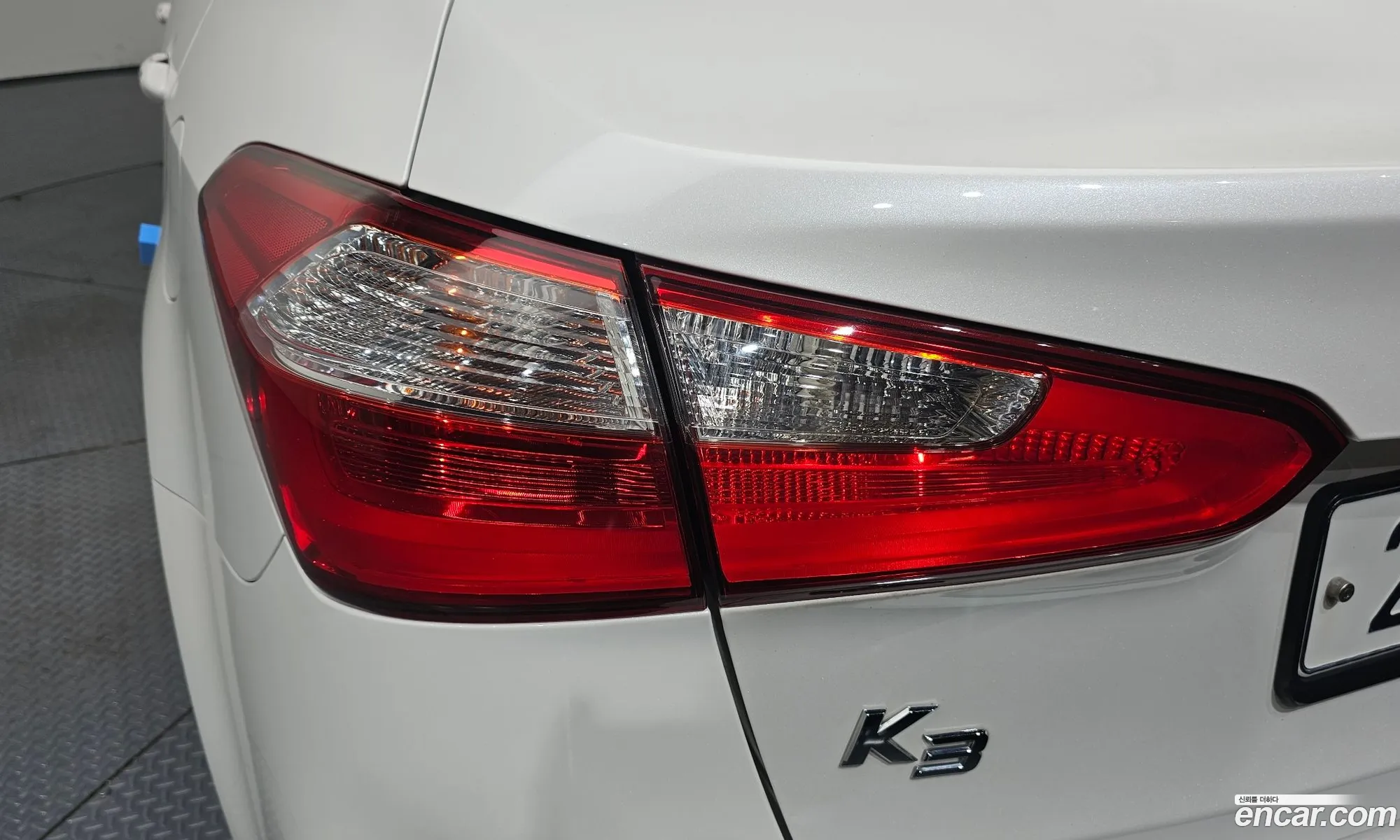 Kia K3 2015 — 20