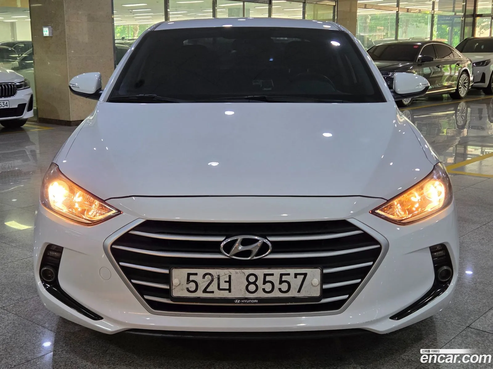 Hyundai Elantra AD 2018 — 18