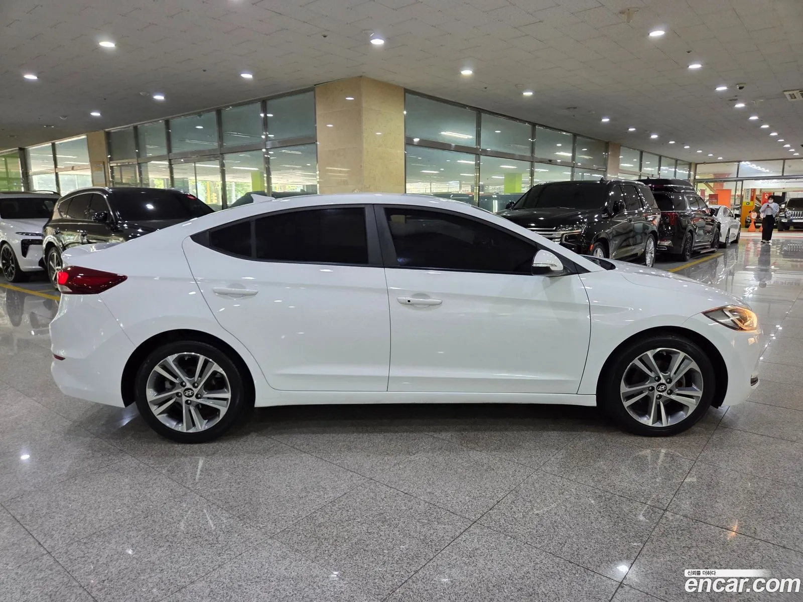Hyundai Elantra AD 2018 — 2
