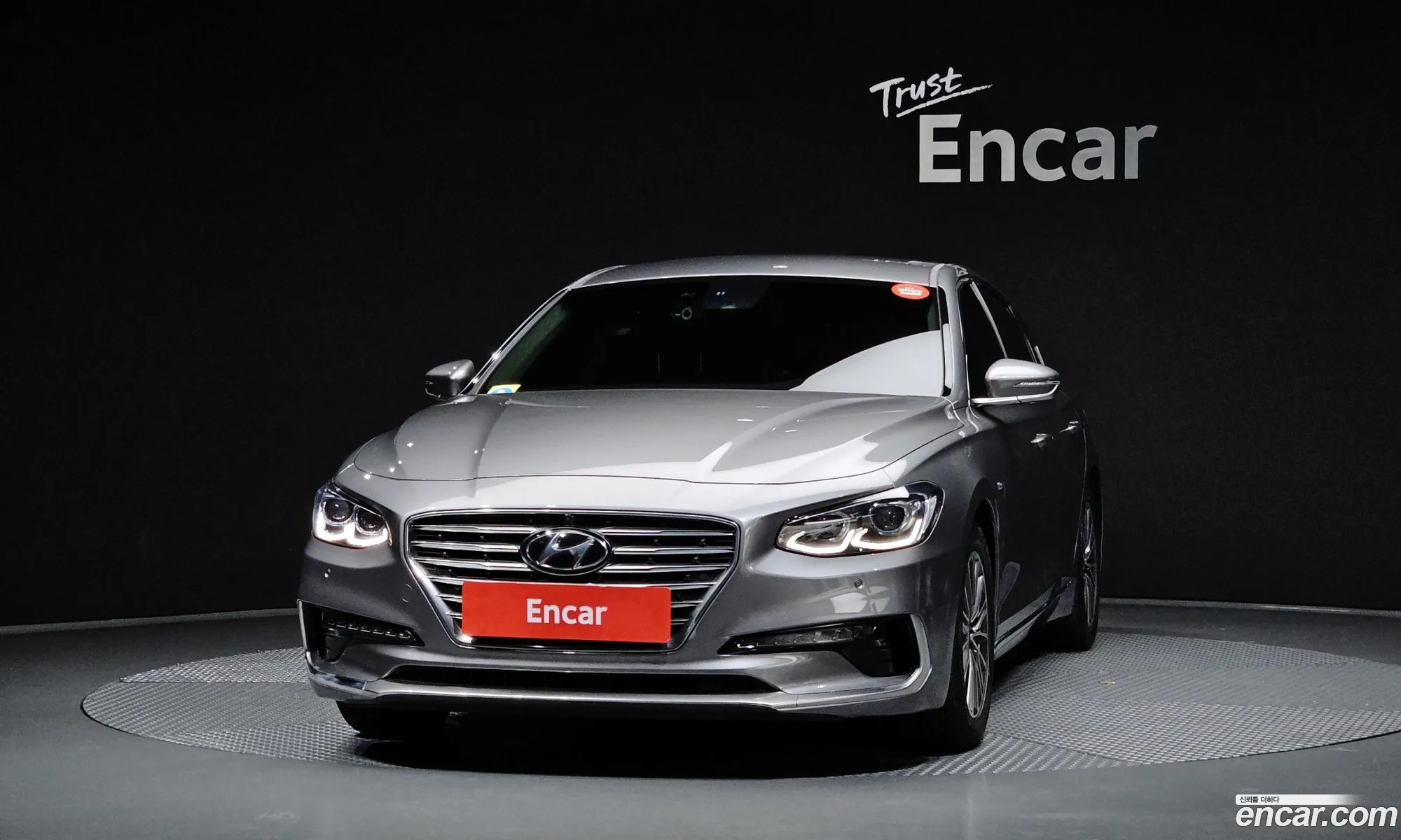 Hyundai Grandeur IG Hybrid 2017 — 24
