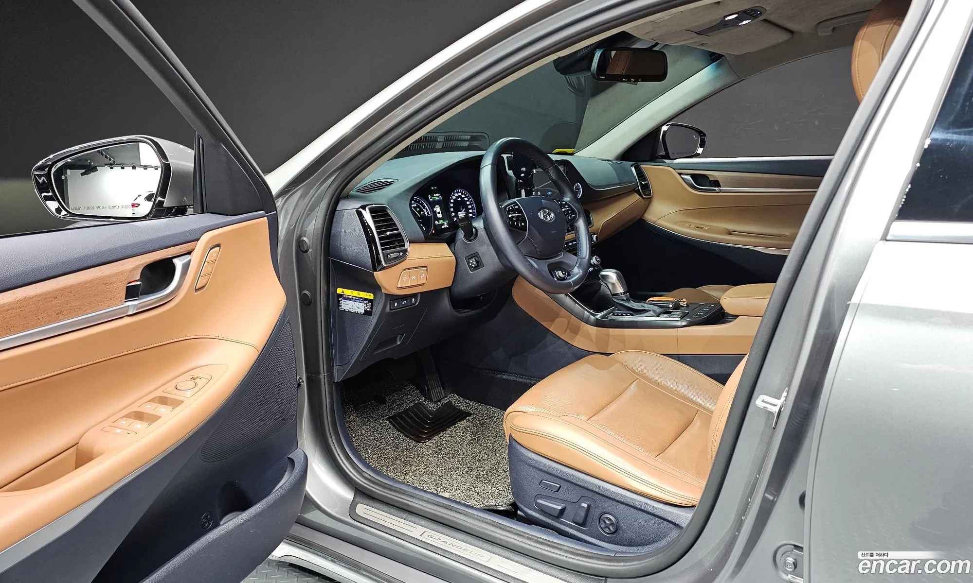 Hyundai Grandeur IG Hybrid 2017 — 20