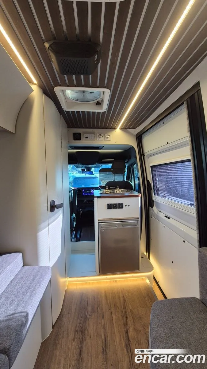 Mercedes-Benz Sprinter 2020 — 8