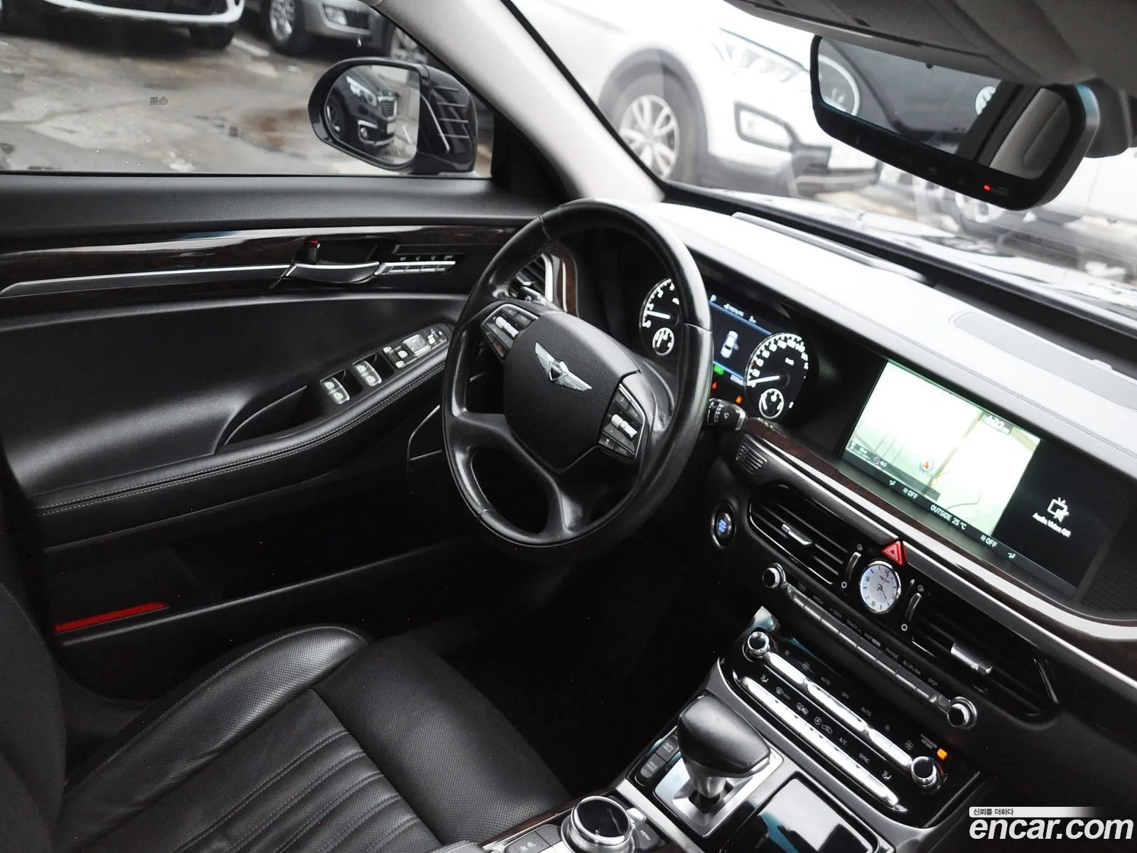 Genesis EQ900 2018 — 3