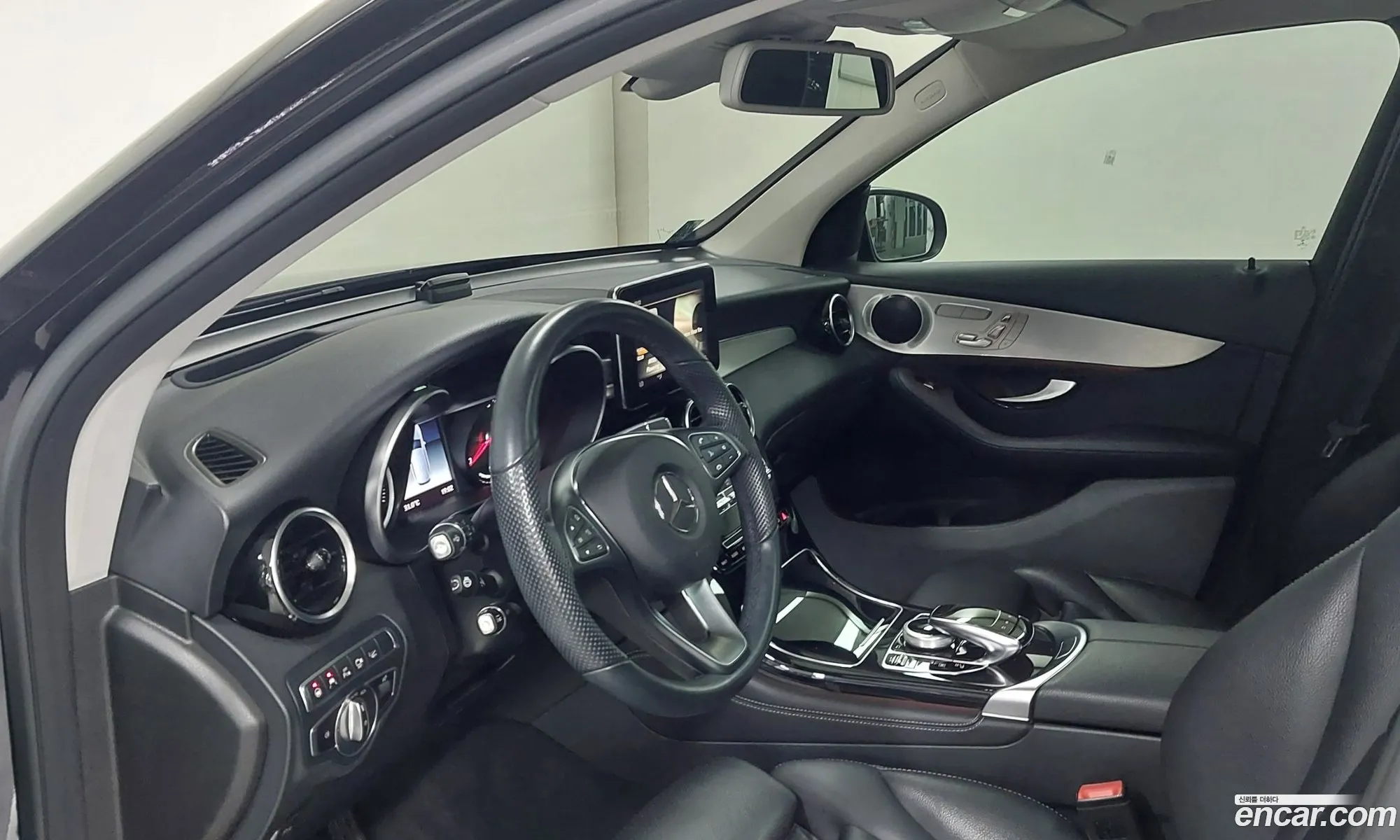 Mercedes-Benz GLC-Class X253 2019 — 15