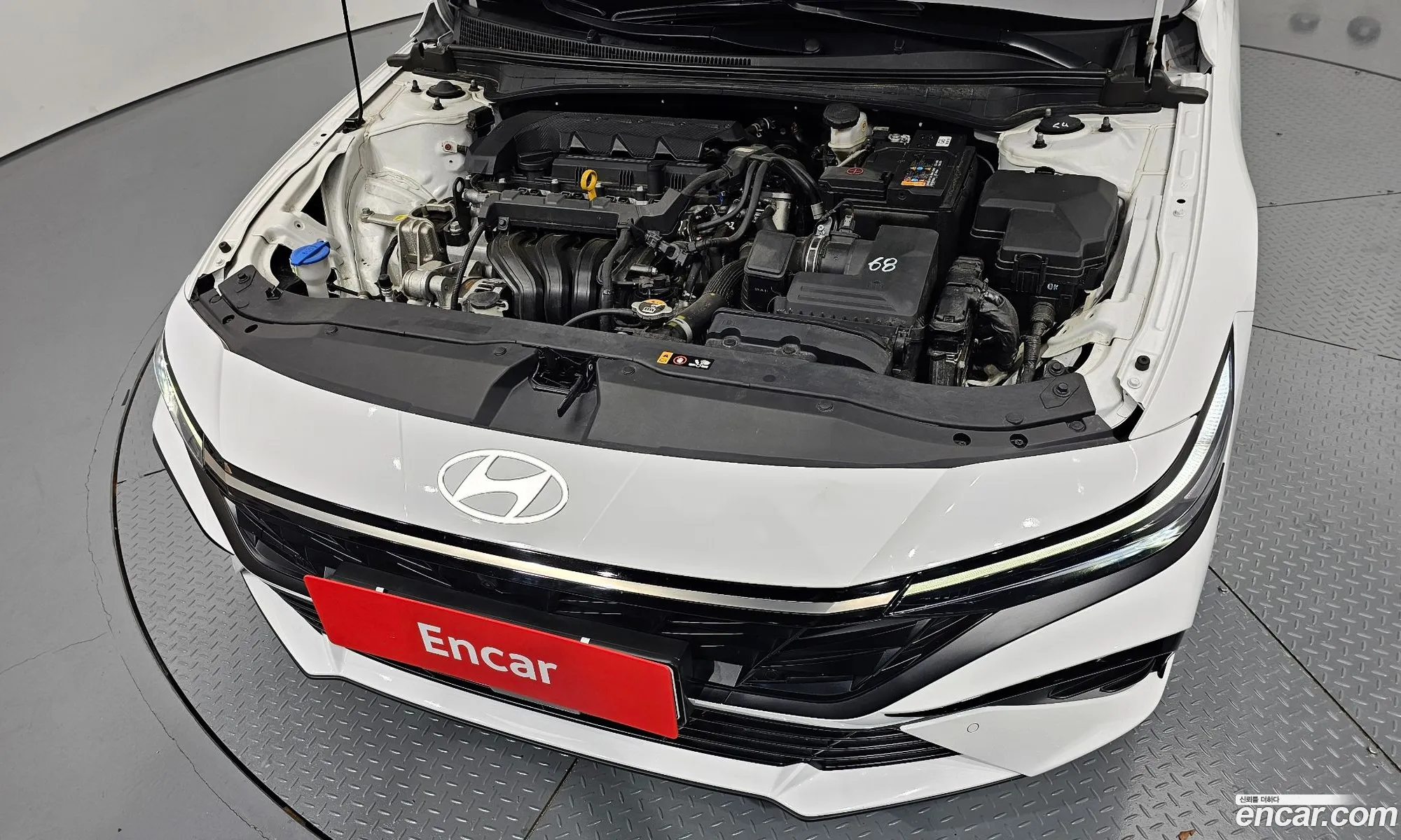 Hyundai Elantra 2023 — 13