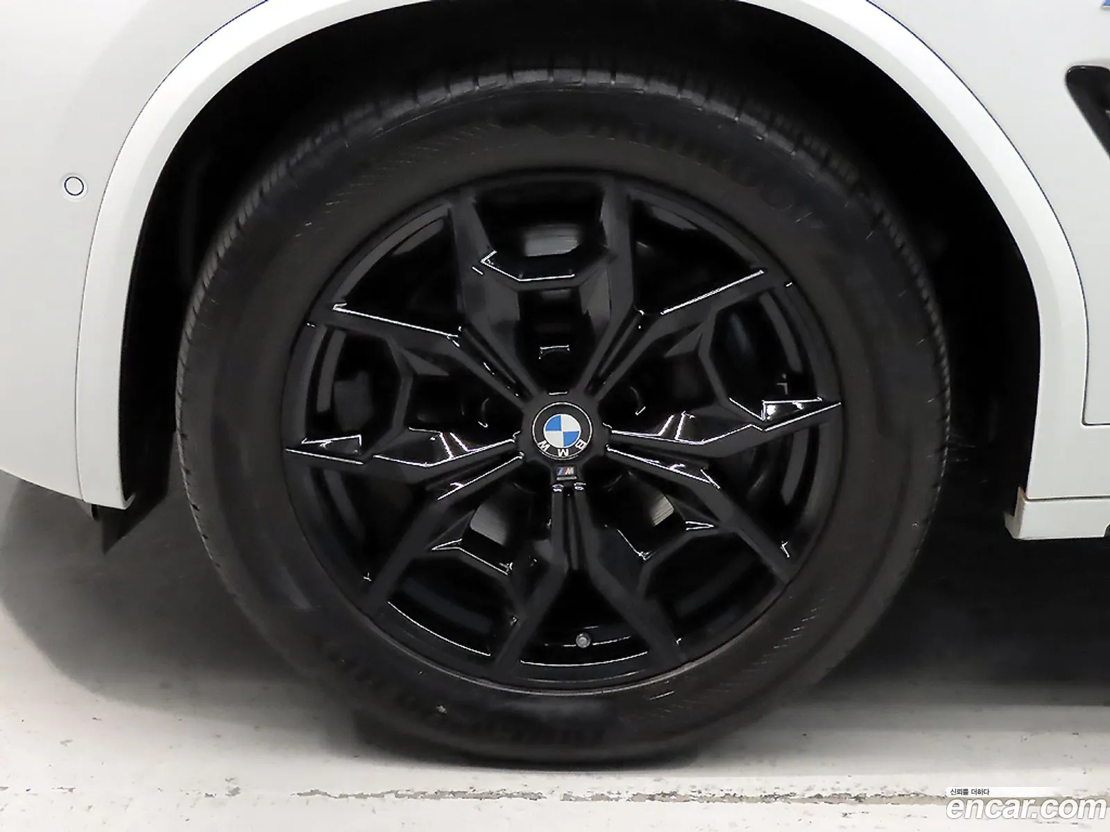 BMW X4 2023 — 8
