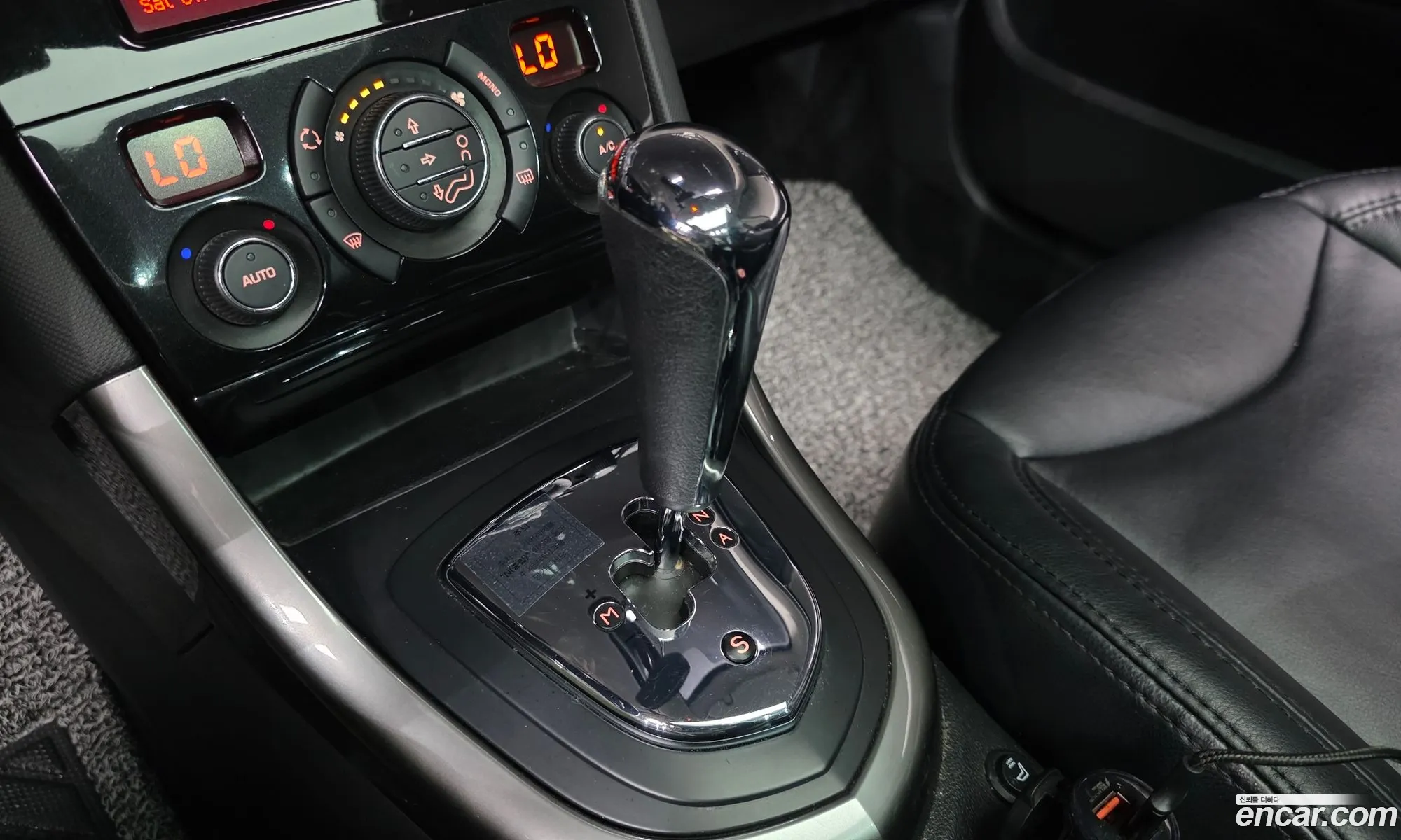 Peugeot 308 2013 VF34C9HR8DS039292 — 19