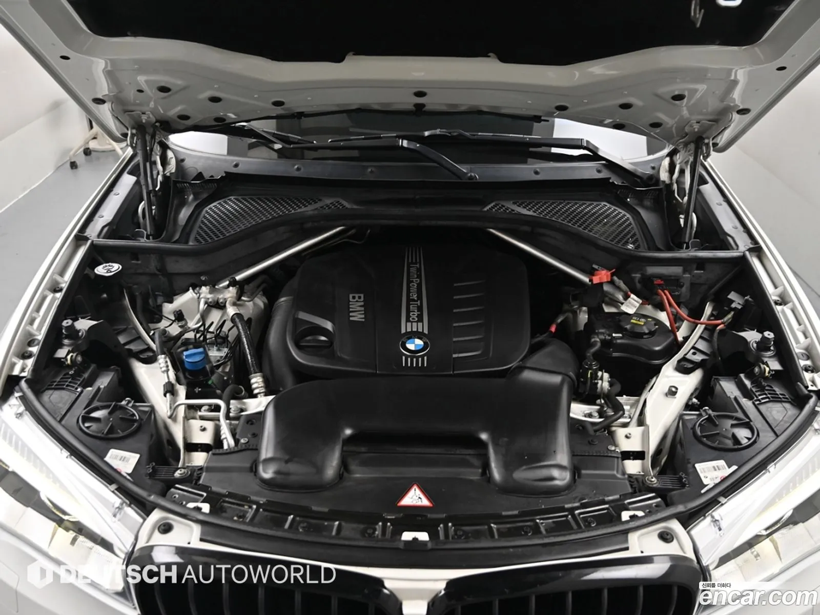 BMW X5 2015 — 14