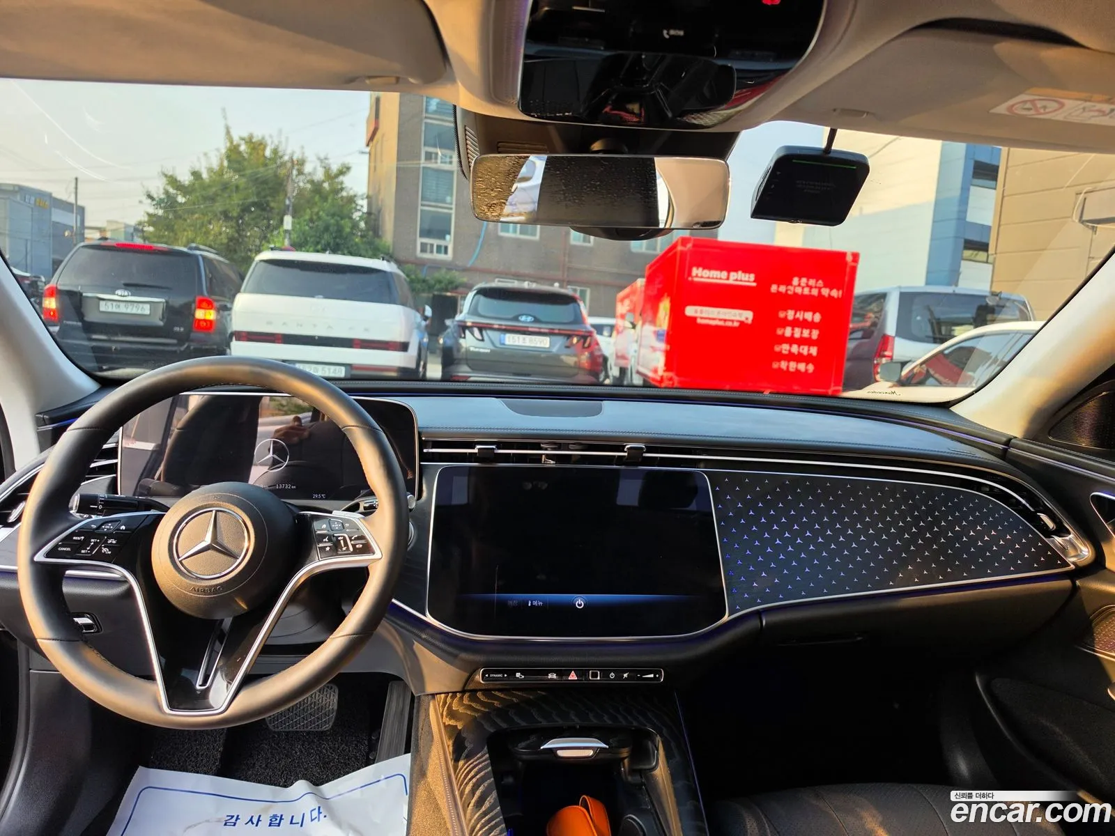 Mercedes-Benz E-Class W214 2025 — 12