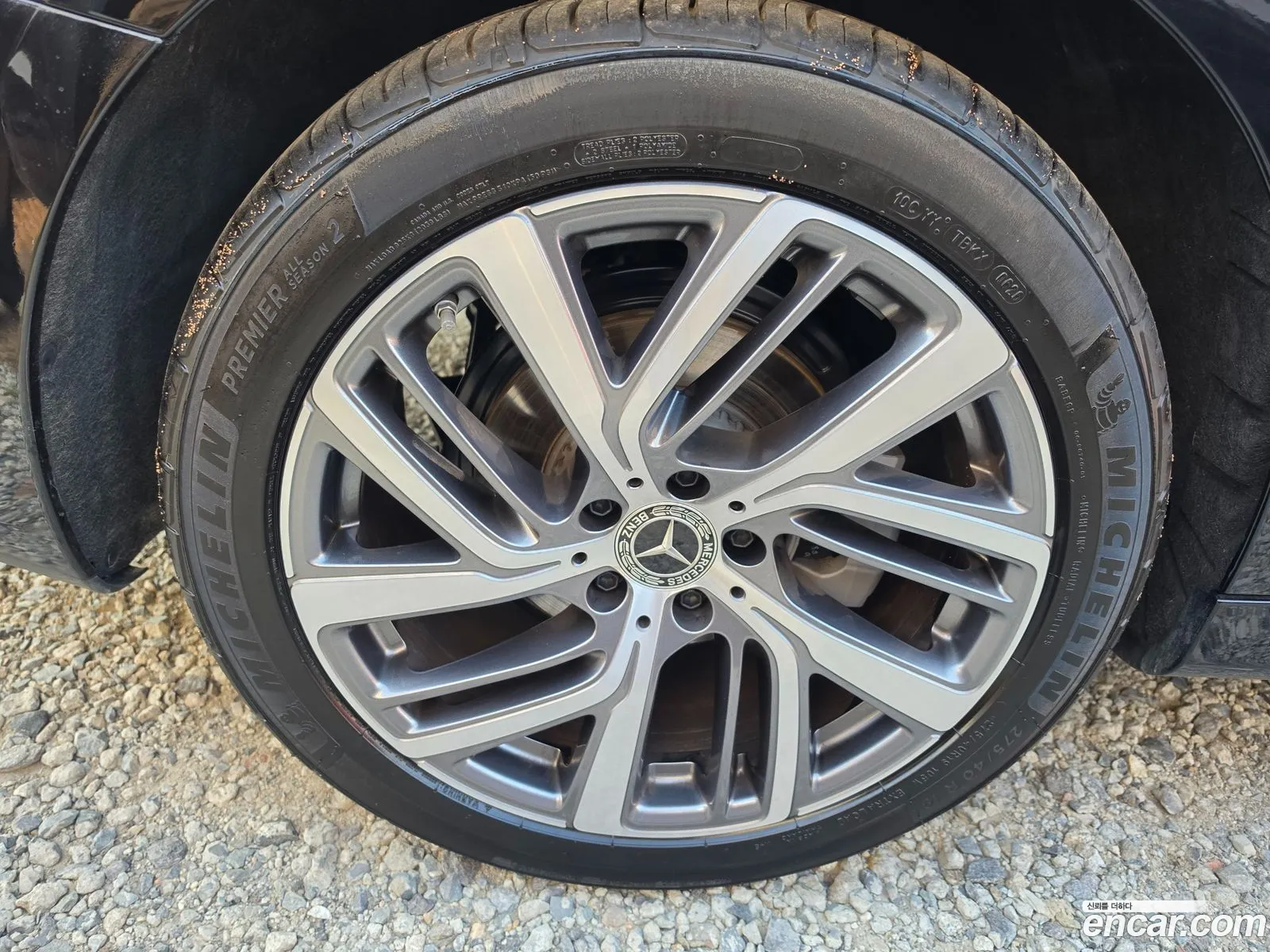 Mercedes-Benz E-Class W214 2025 — 16