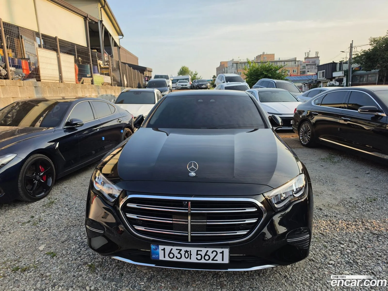 Mercedes-Benz E-Class W214 2025 — 10