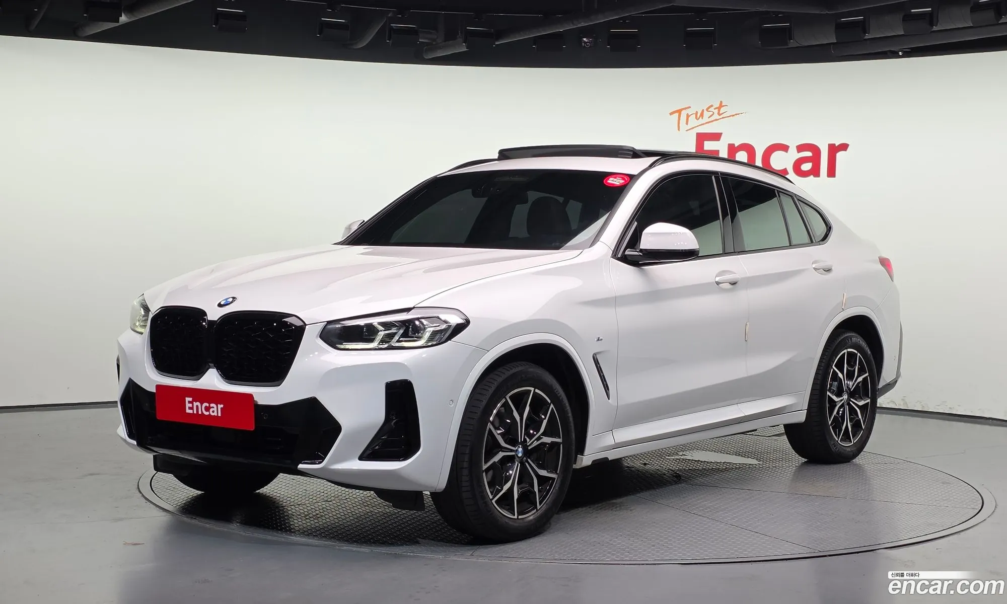 BMW X4 2023 — 18