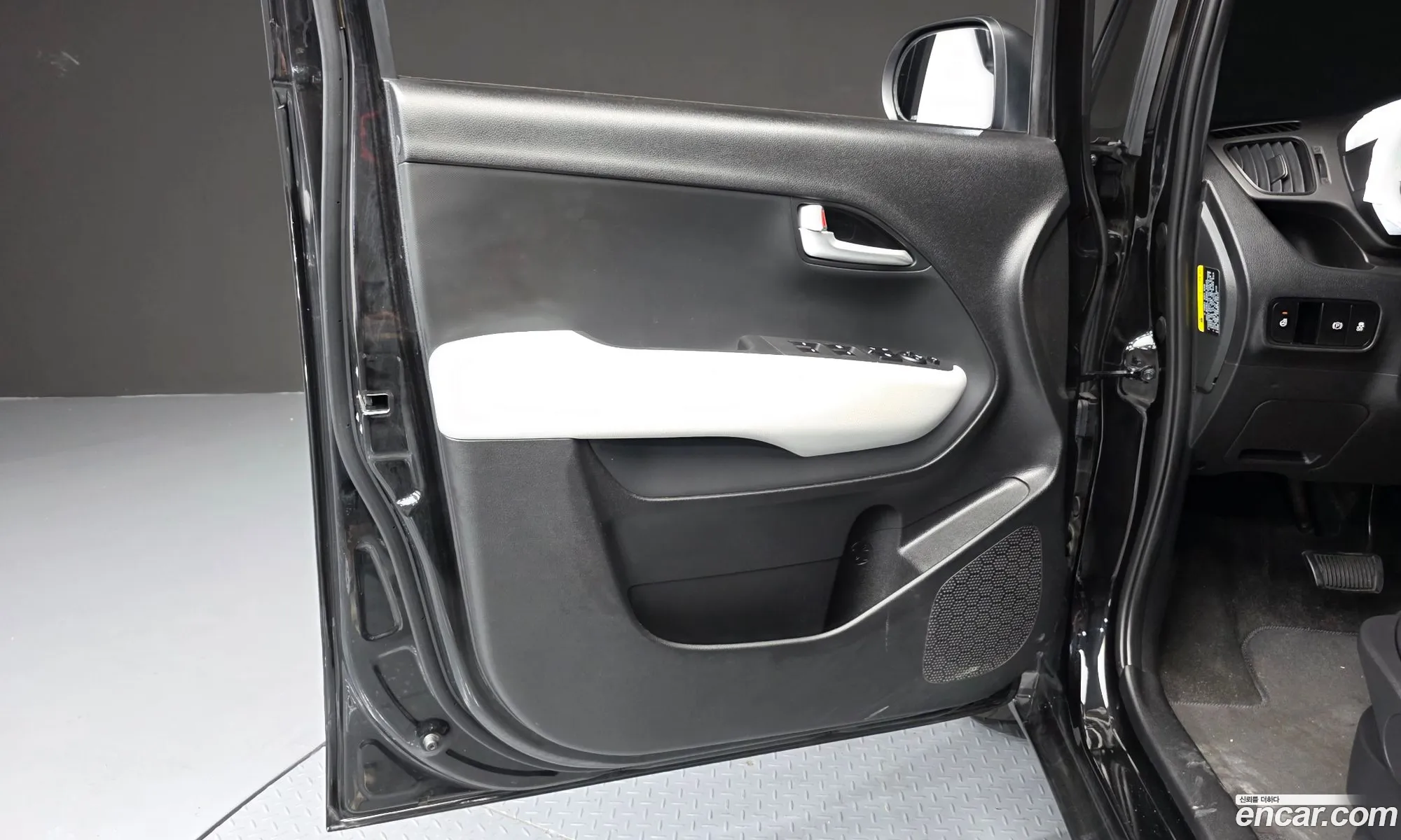 Kia Kia Ray 2025 — 26