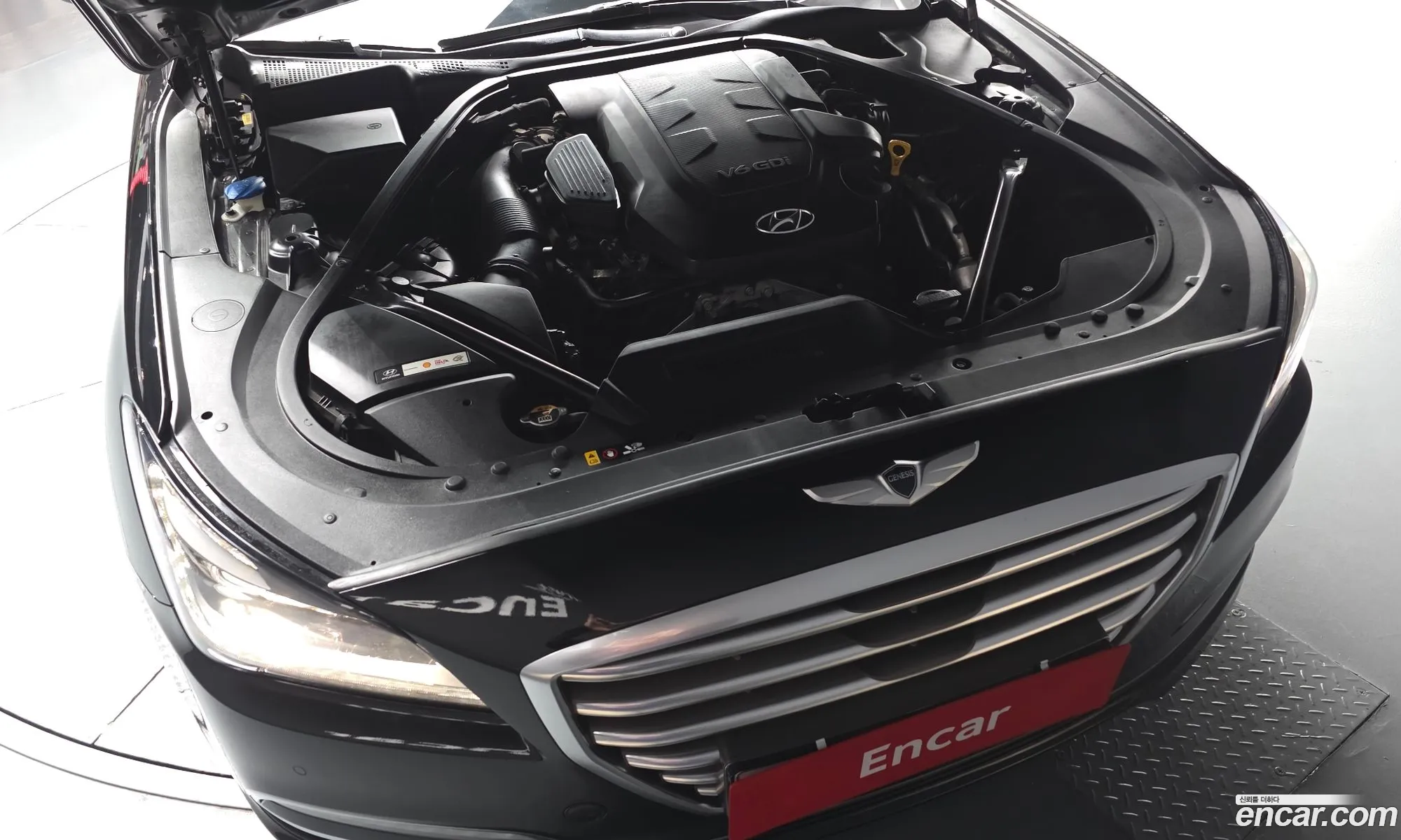 Hyundai Genesis DH 2014 — 18