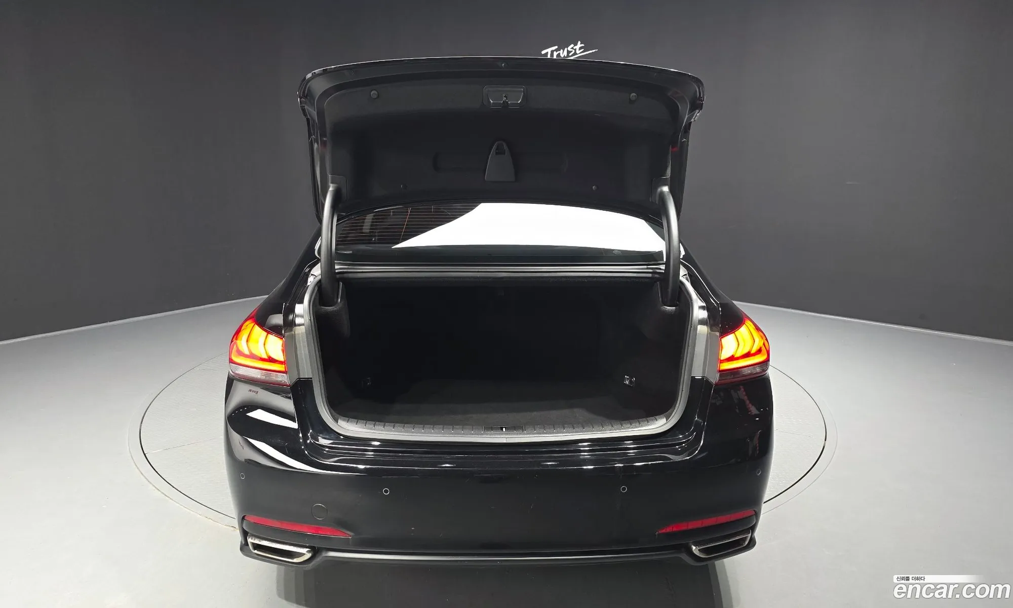 Hyundai Genesis DH 2014 — 19