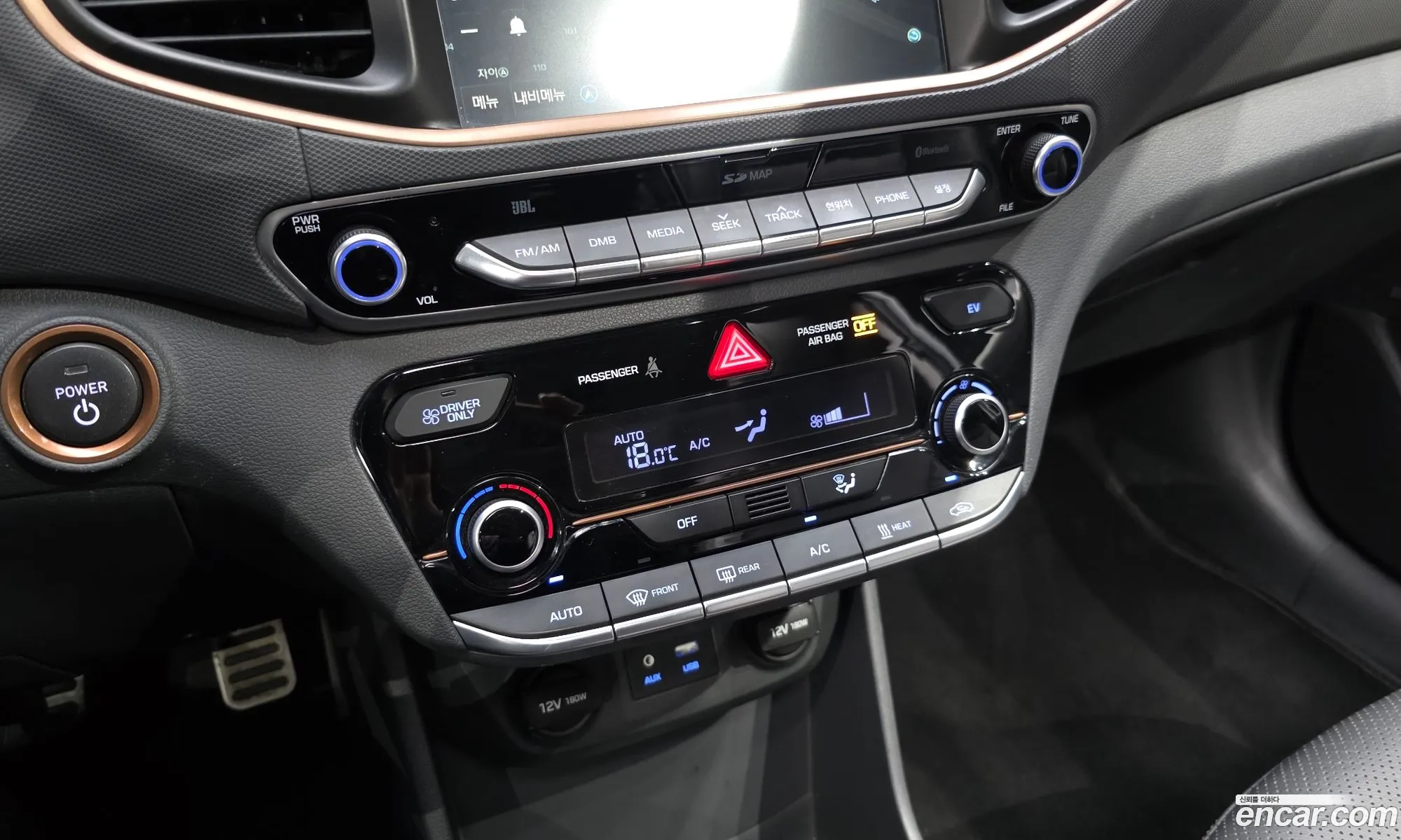 Hyundai Ioniq Electric 2016 — 4