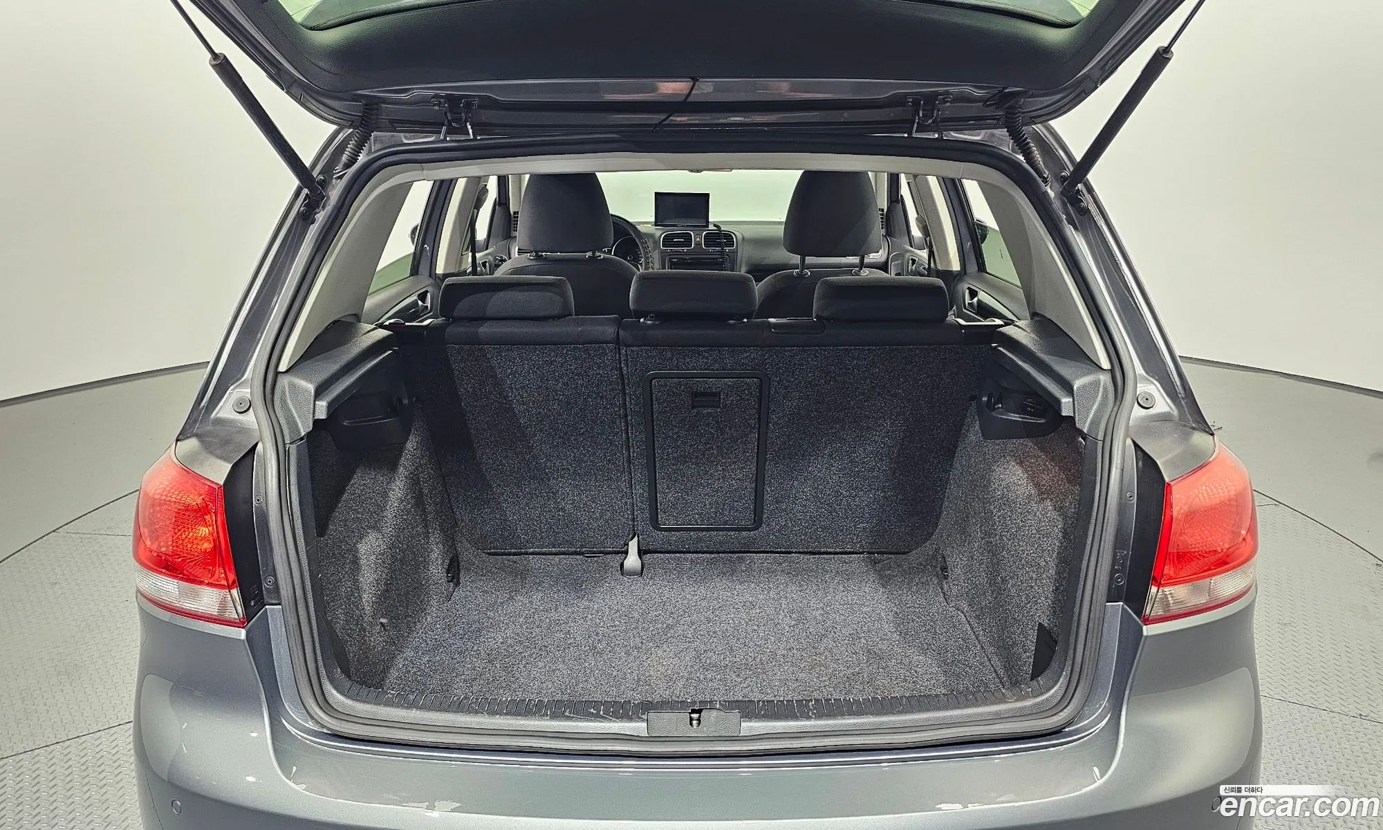 Volkswagen Golf 6th Gen 2012 — 5