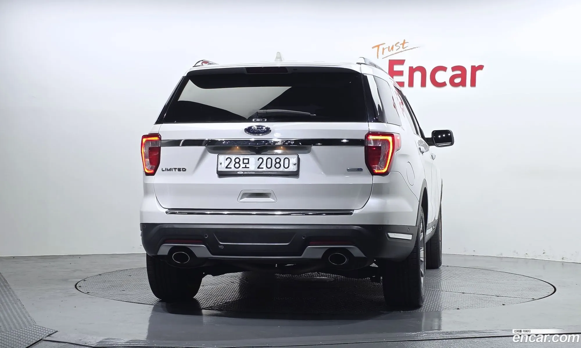 Ford Explorer 2018 1FM5K8FH8JGA48944 — 20