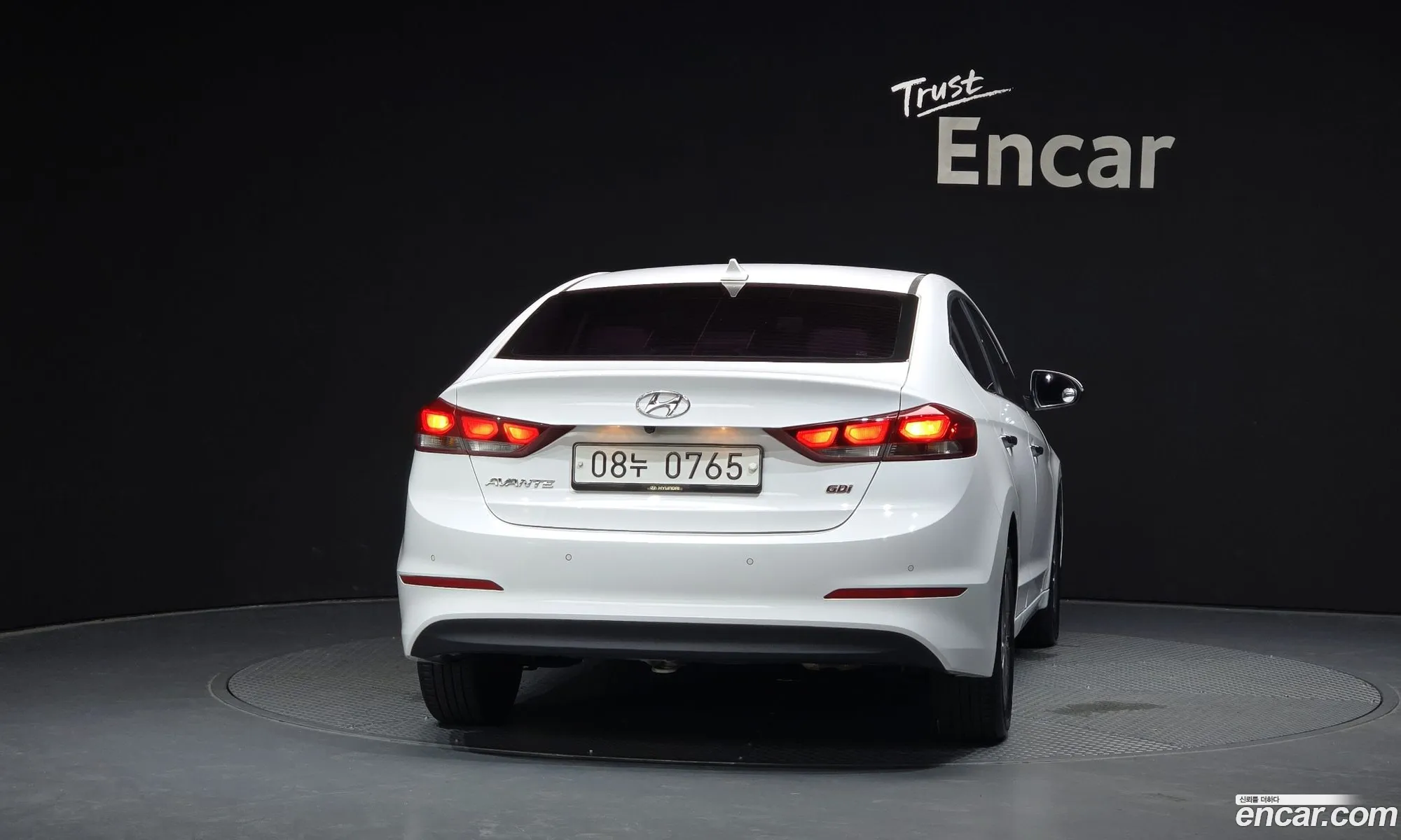 Hyundai Elantra AD 2016 — 4