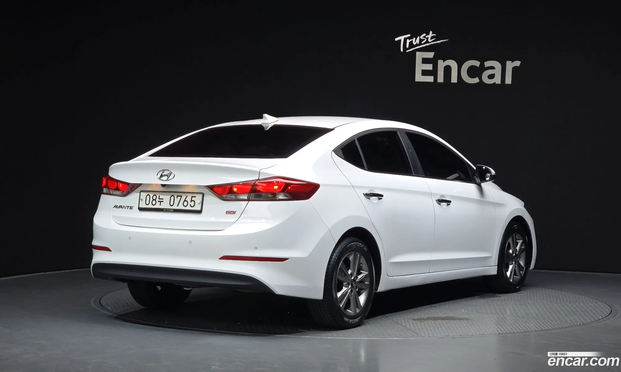 Hyundai Elantra AD 2016 — 7