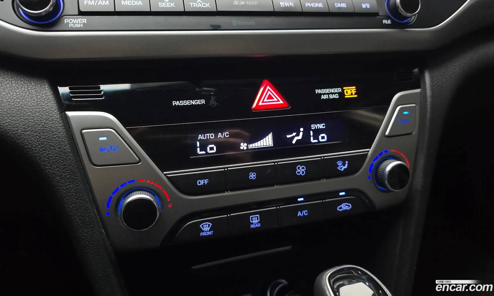 Hyundai Elantra AD 2016 — 19