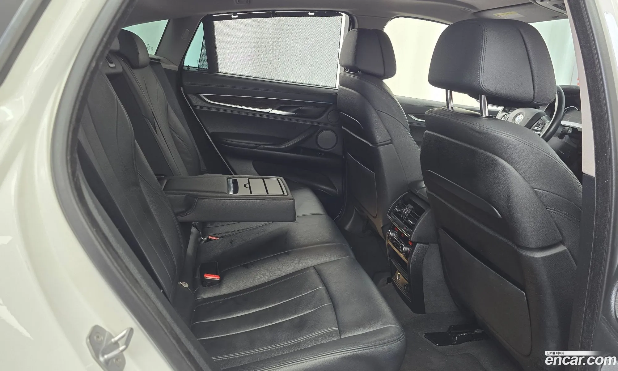 BMW X6 2016 WBAKV410XG0P73890 — 11