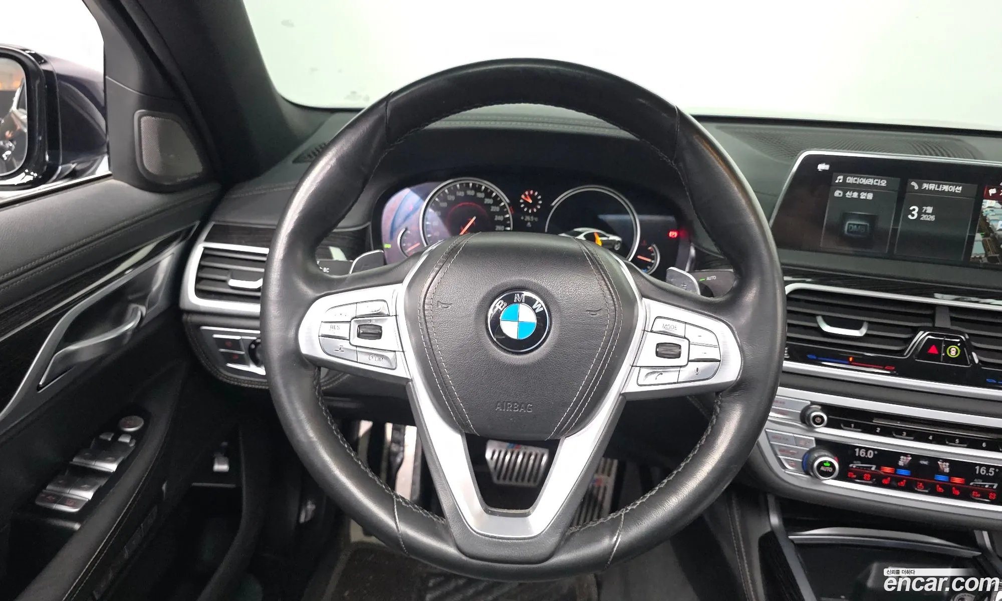 BMW 7 Series 2017 WBA7E4109HGV25175 — 8