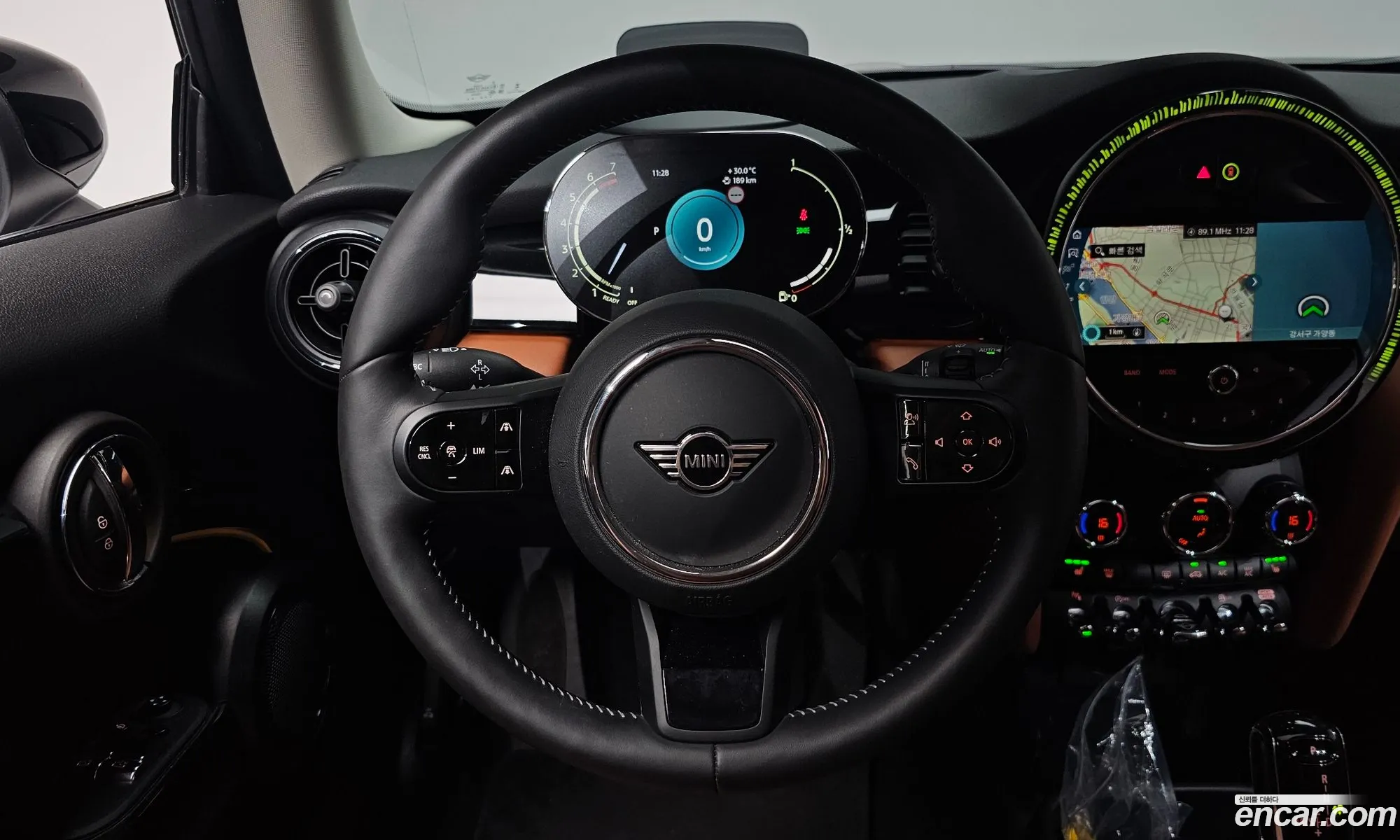 Mini Cooper S 2023 WMW61DH0XR2U43810 — 8