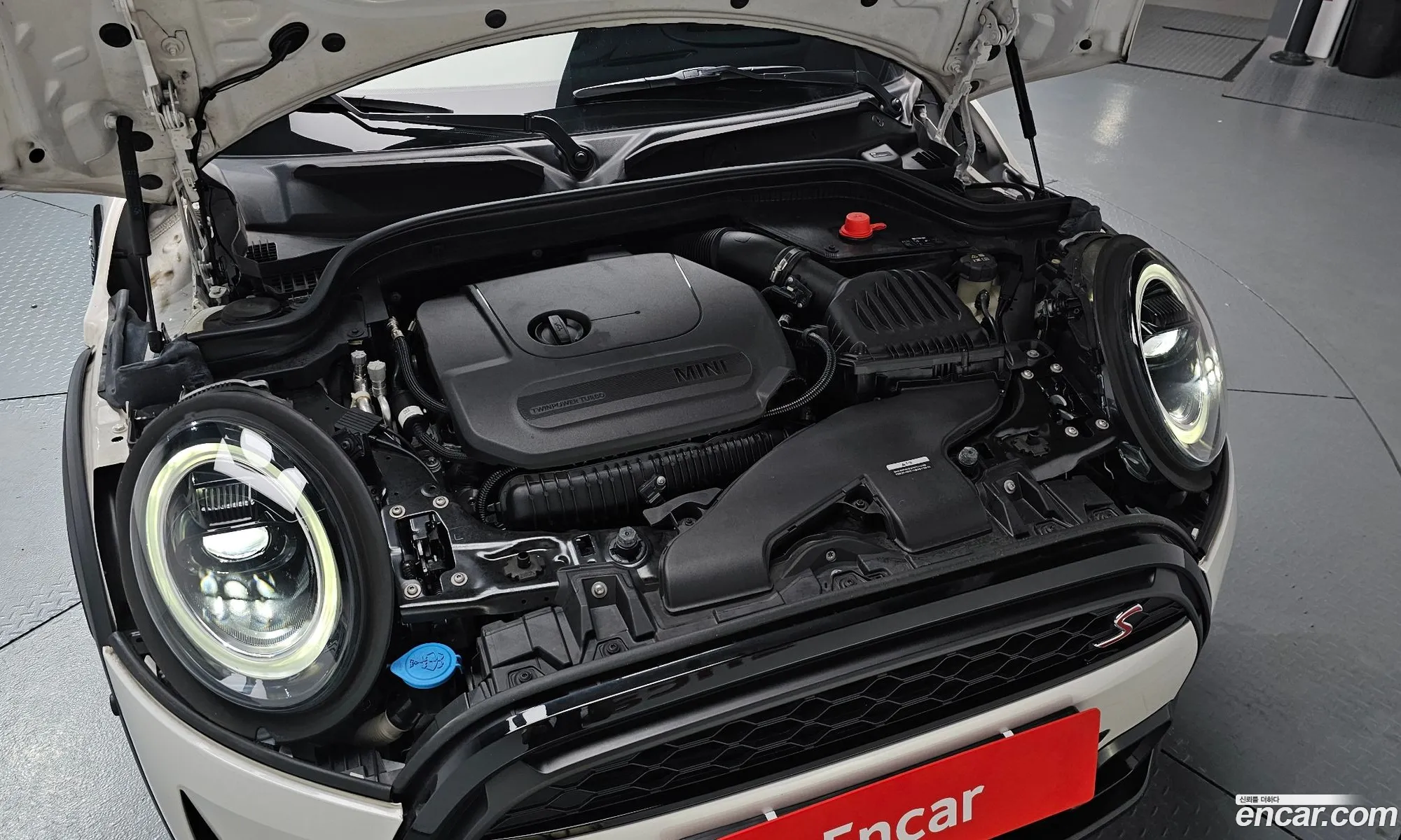 Mini Cooper S 2023 WMW61DH0XR2U43810 — 22